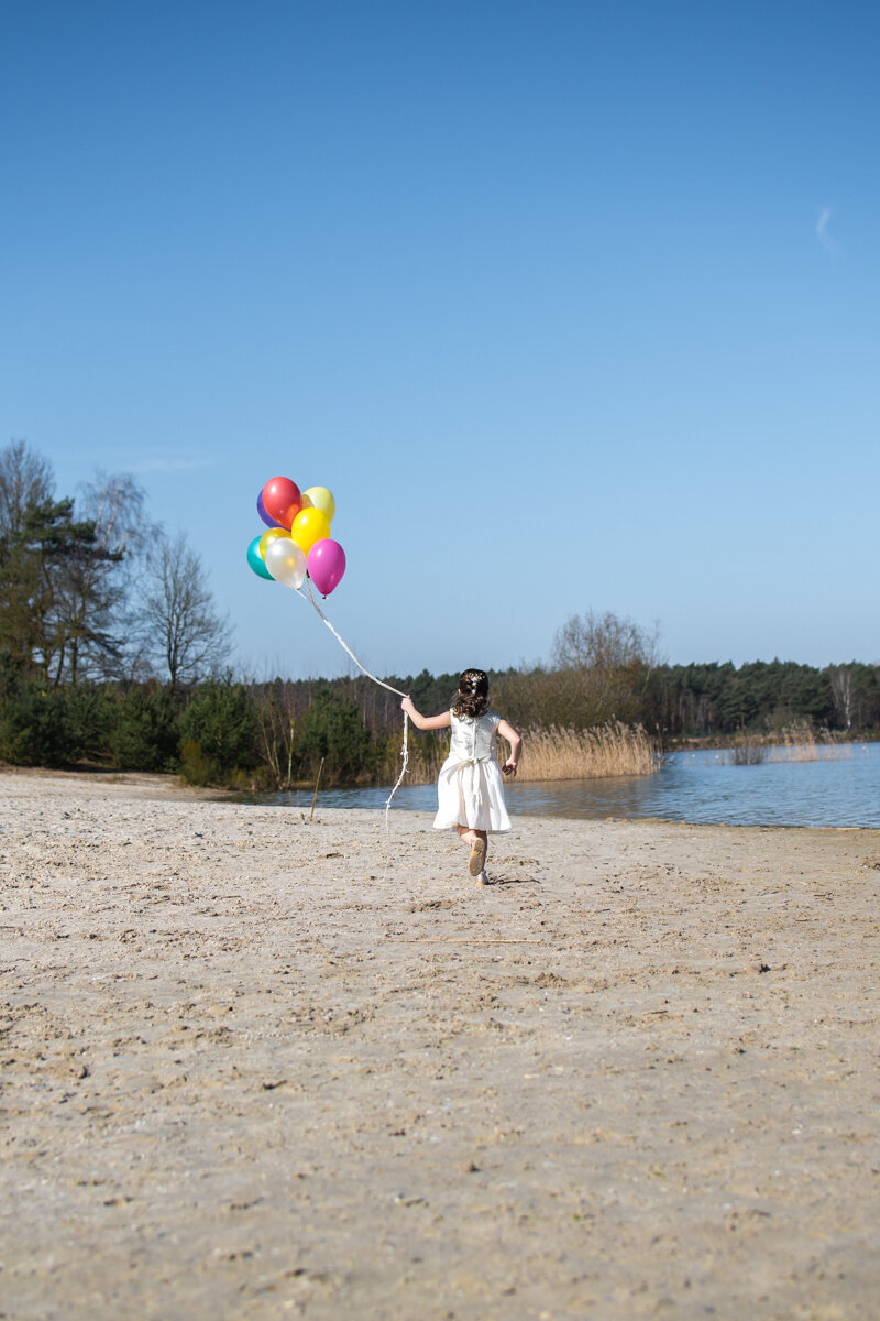 Amelia-12