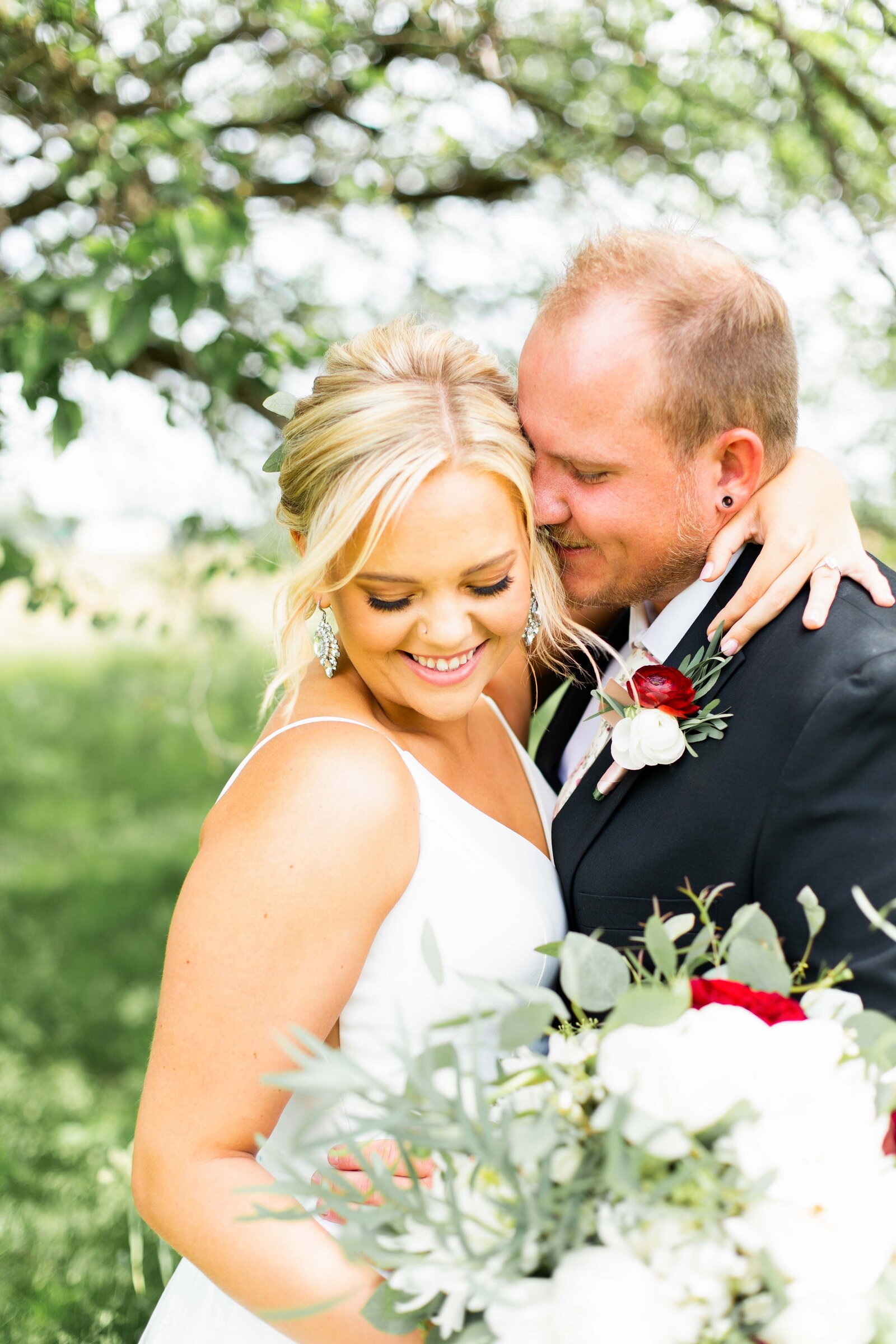 Zach & Kendall-Abigail Edmons-Fort Wayne Indiana Wedding Photographer-4