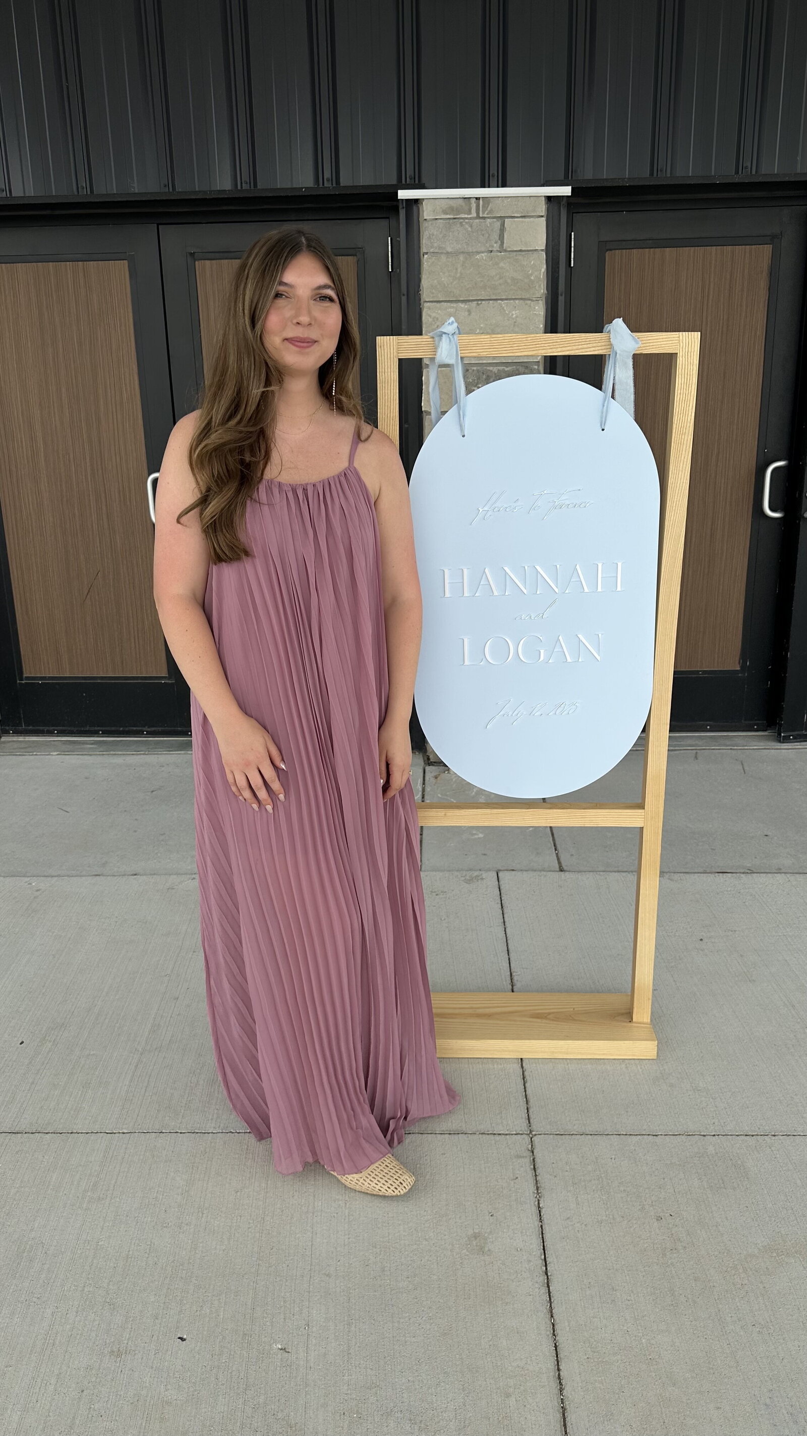 hannah-wedding-signage-8