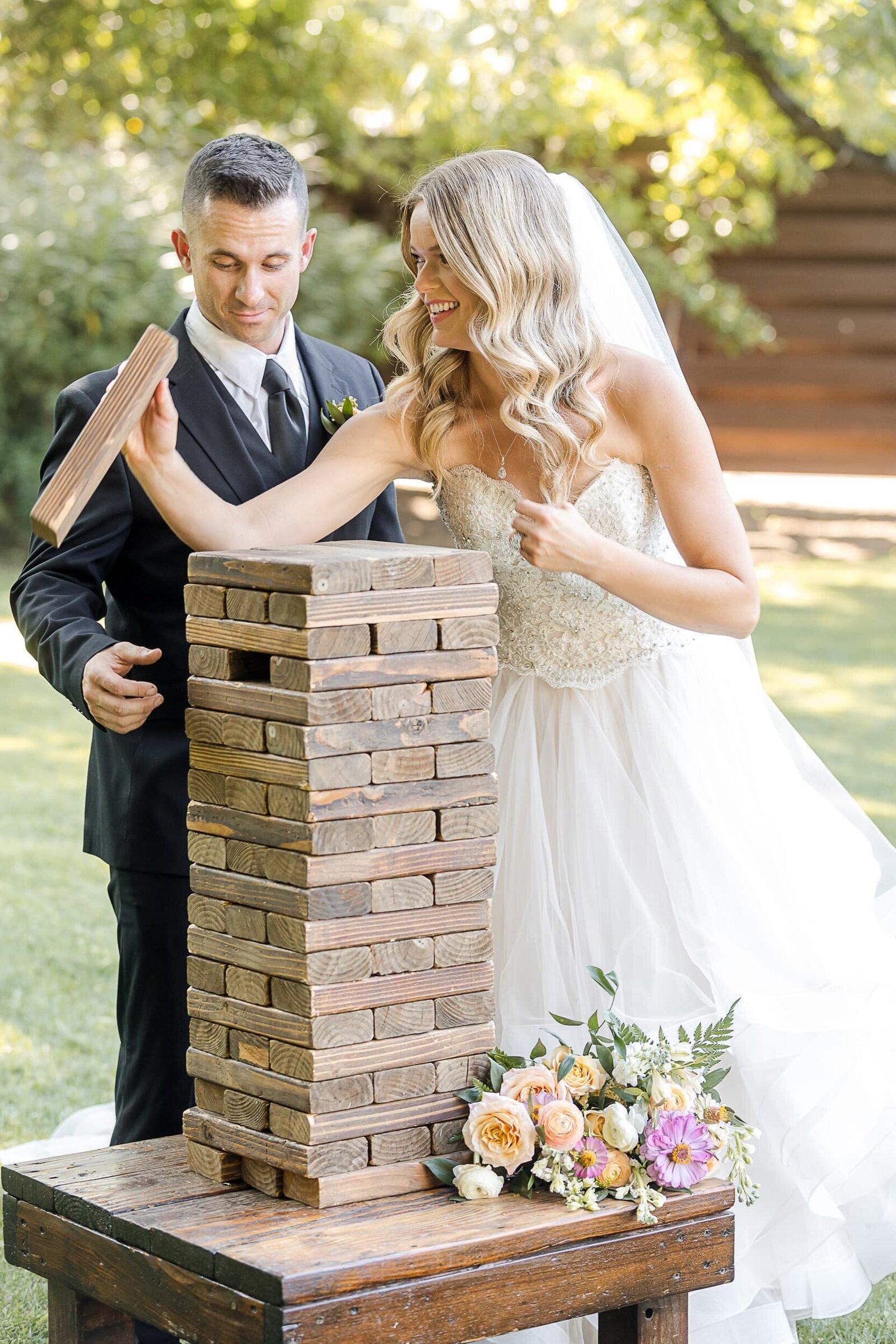 Phoenix-Wedding-Photographer-and-Videographer-Venue-at-the-Grove-VATG-1048