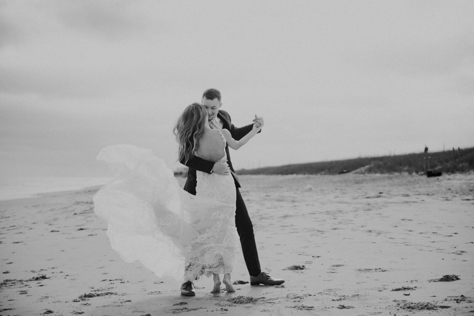 Boho Intimate Beach Microwedding 570