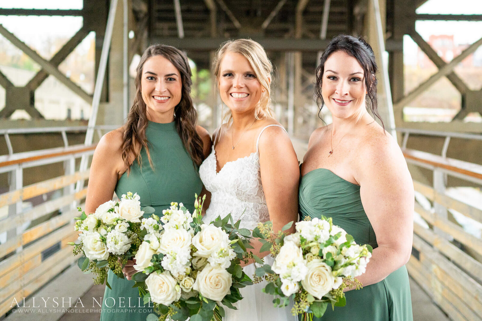 Wedding-at-The-Factory-on-Barclay-in-Milwaukee-0589