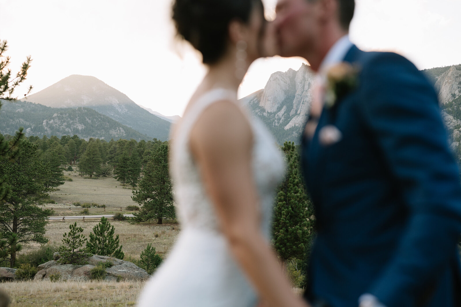 MENIQUEKOOSPHOTO-LAUREN & EVAN PREVIEWS-141