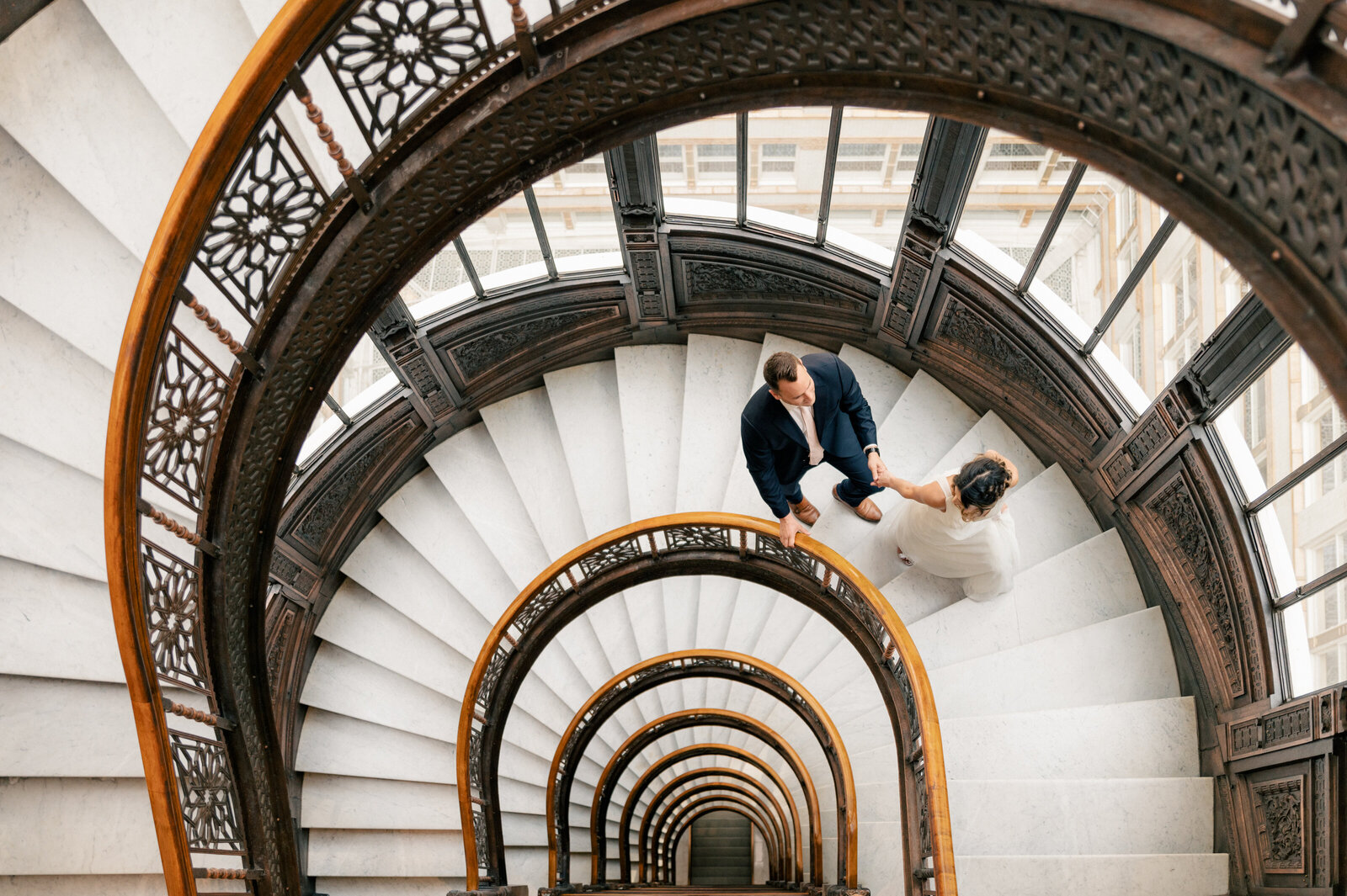 chicago rookery building and board of trade wedding photos-7531