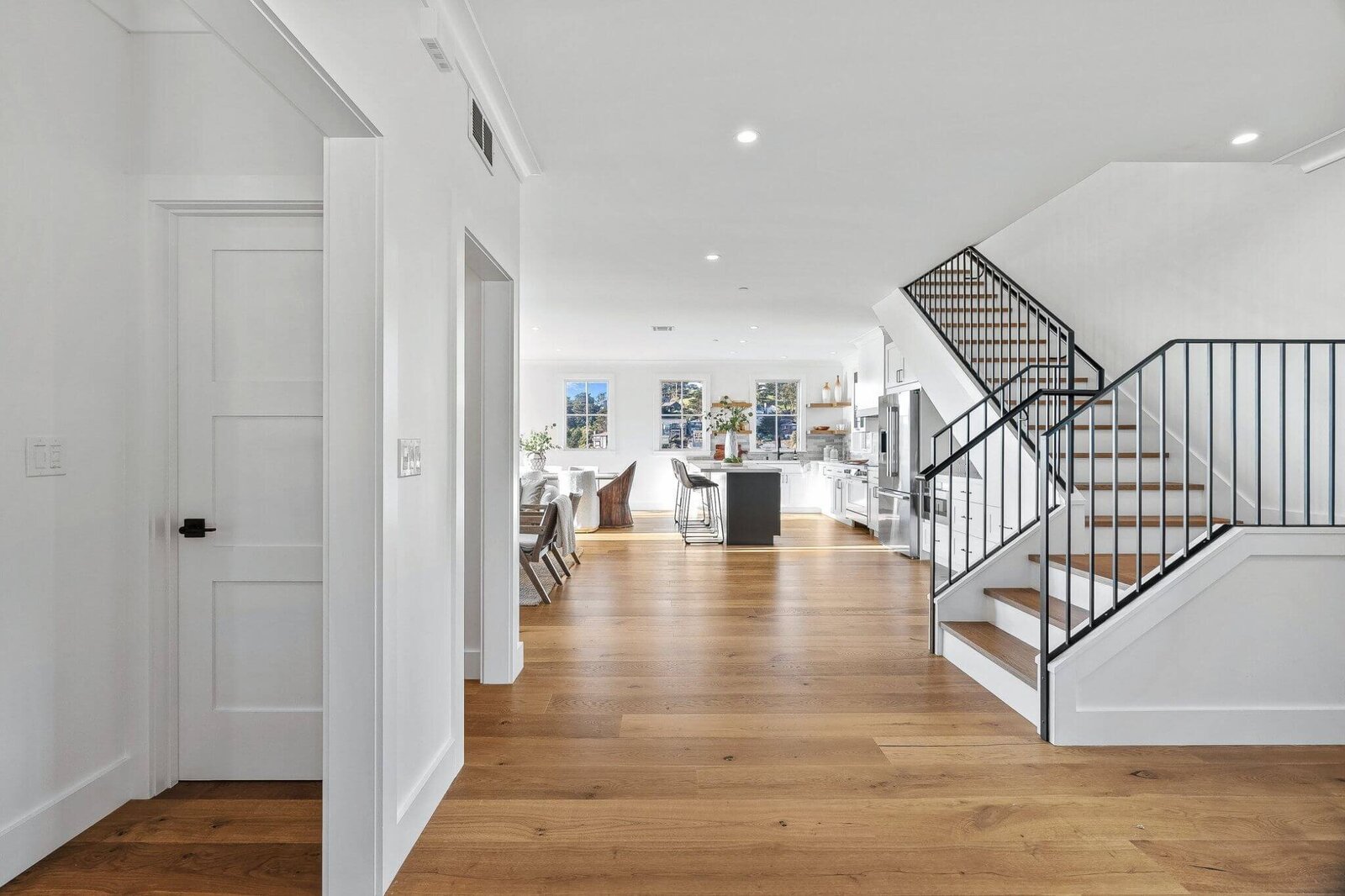 mls23_michael-jimenez-pacifica-real-estate-agent-homes-for-sale-stairway
