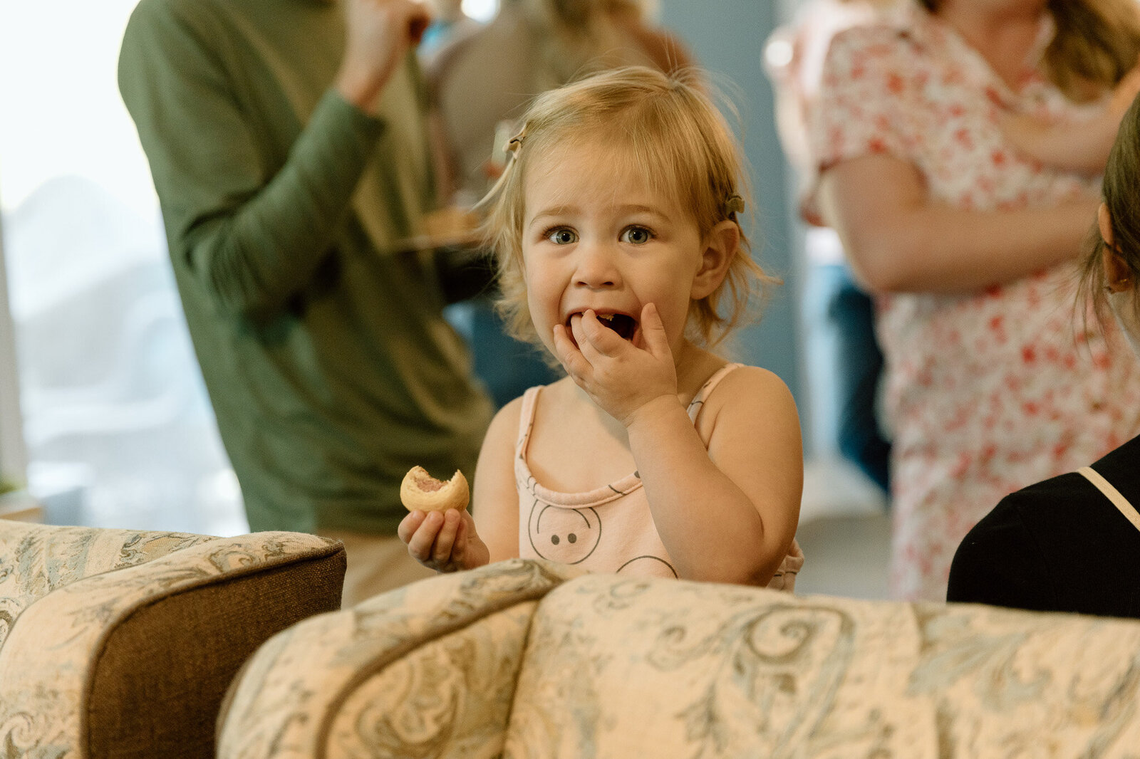 winnie-the-pooh-smash-cake-party-photography (15)