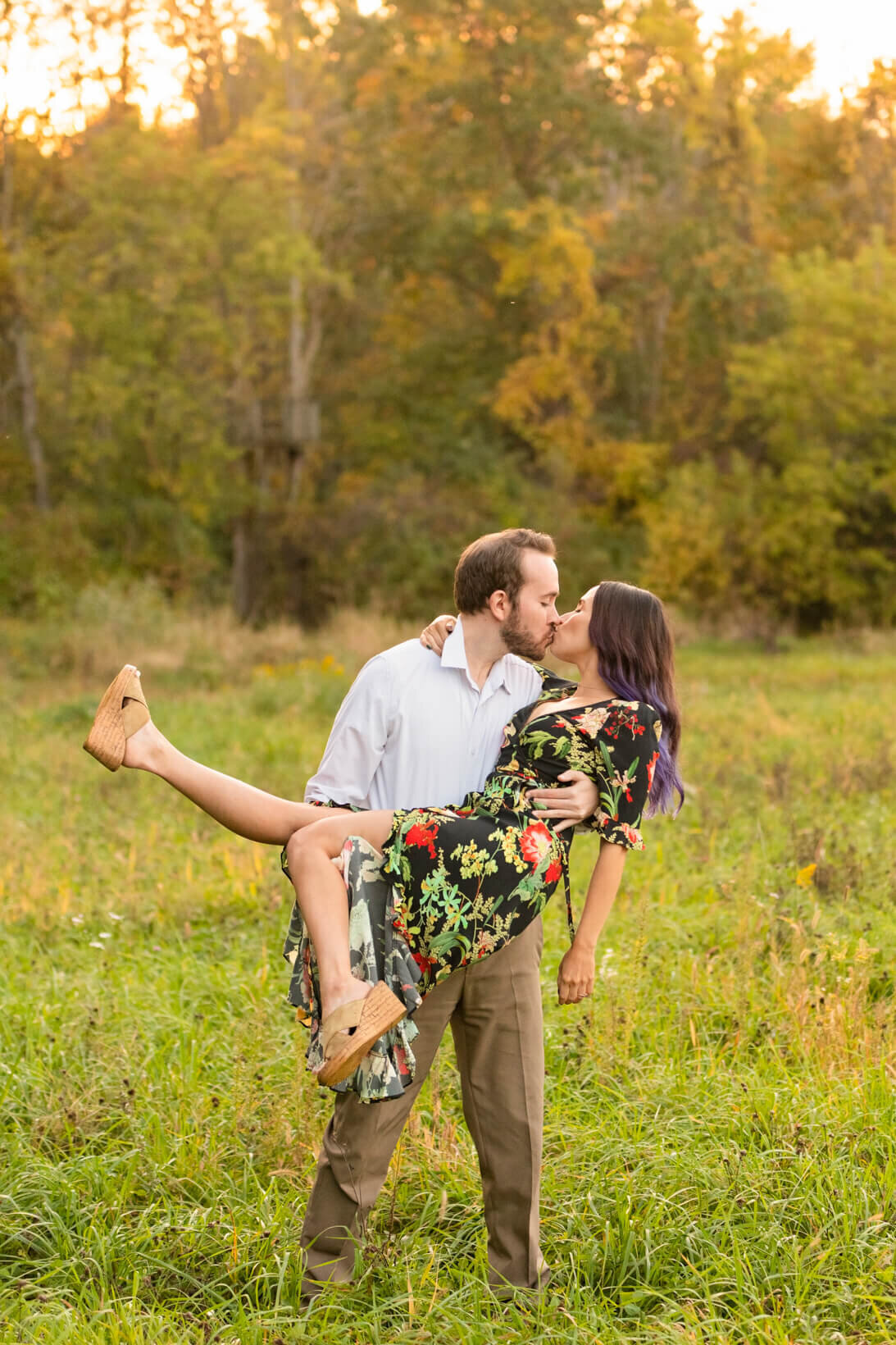 Engagement-Photos-at-Halverson-House-Waterford-Wi-88