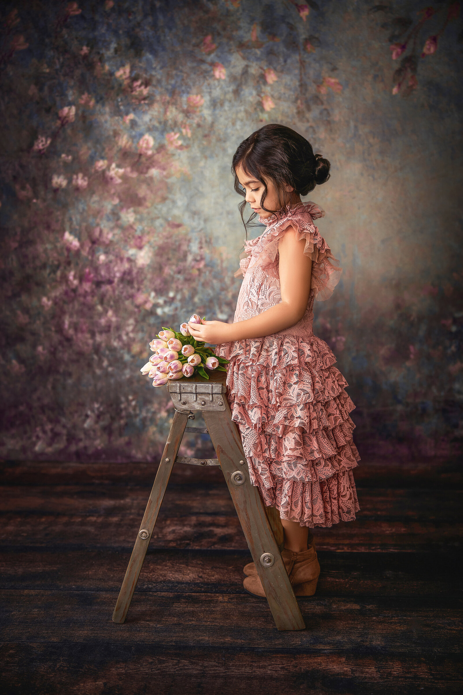 atlanta-best-award-winning-family-portrait-studio-fine-art-girl-children-flowers-lace-photography-photographer-twin-rivers-01
