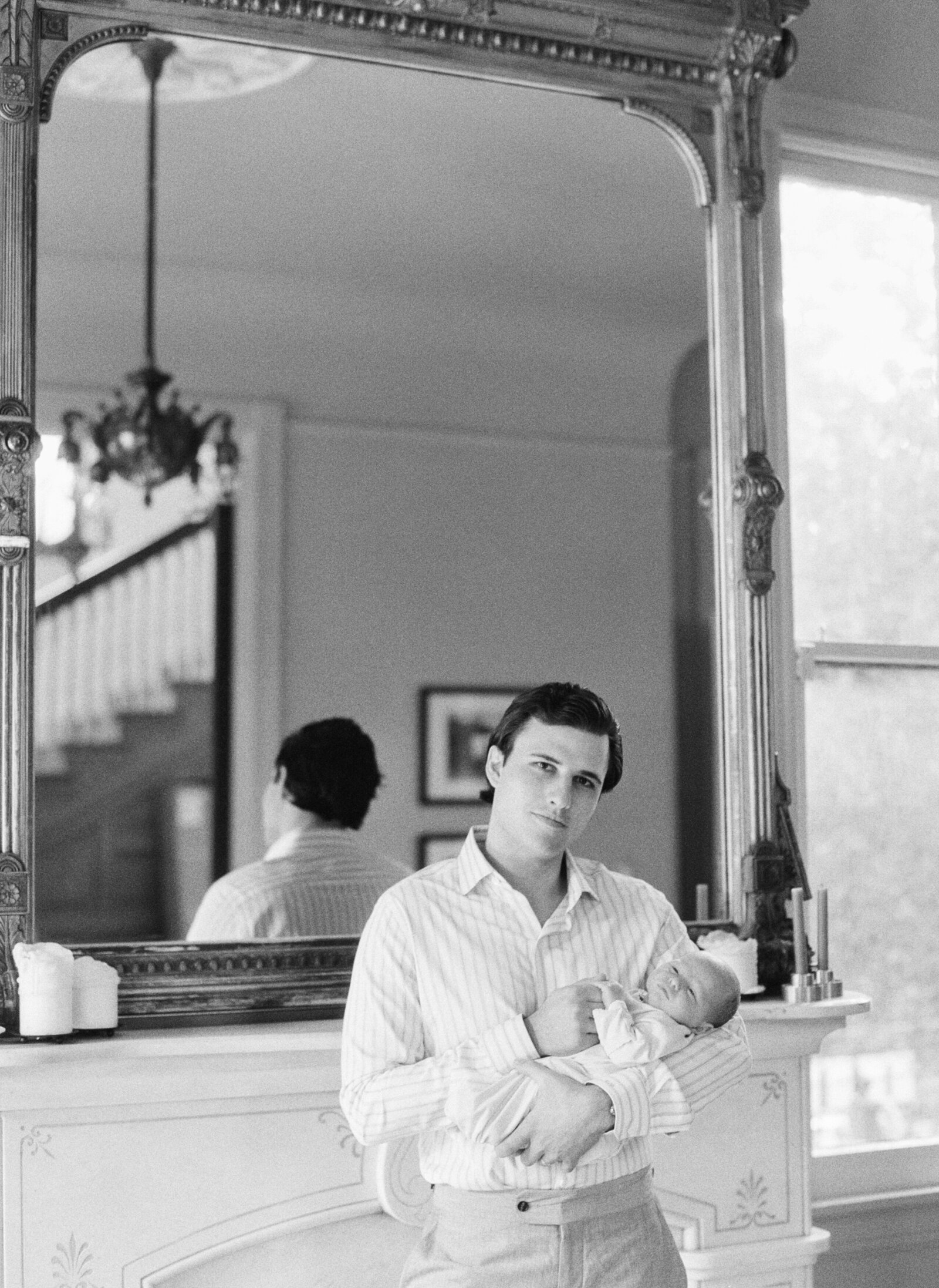 paris-apartment-newborn-session