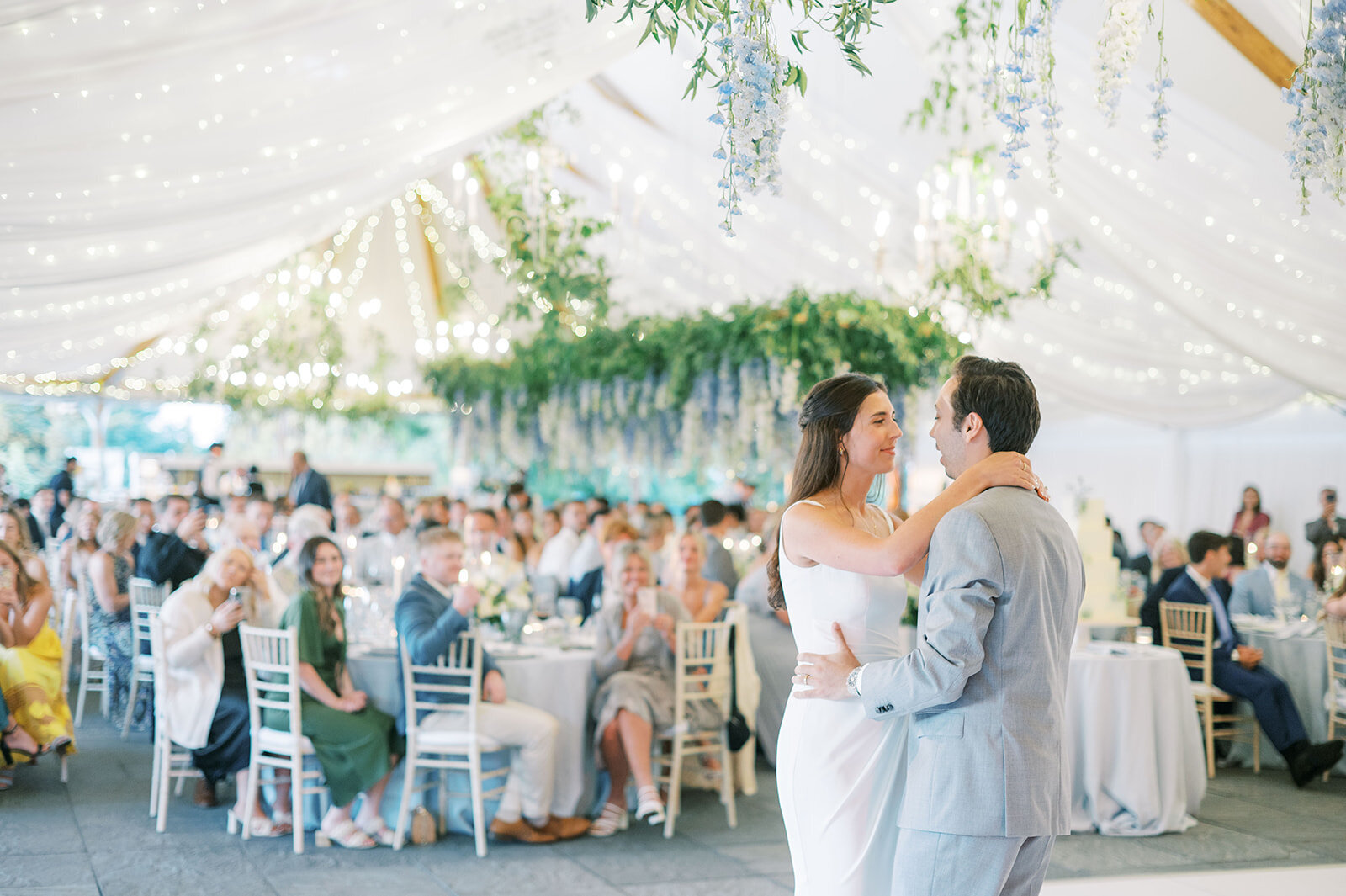 leila-james-events-newport-ri-wedding-planning-luxury-events-castle-hill-inn-gabrielle-and-will-emily-march-photography-first-dance-SamuelsWedding_0779 copy
