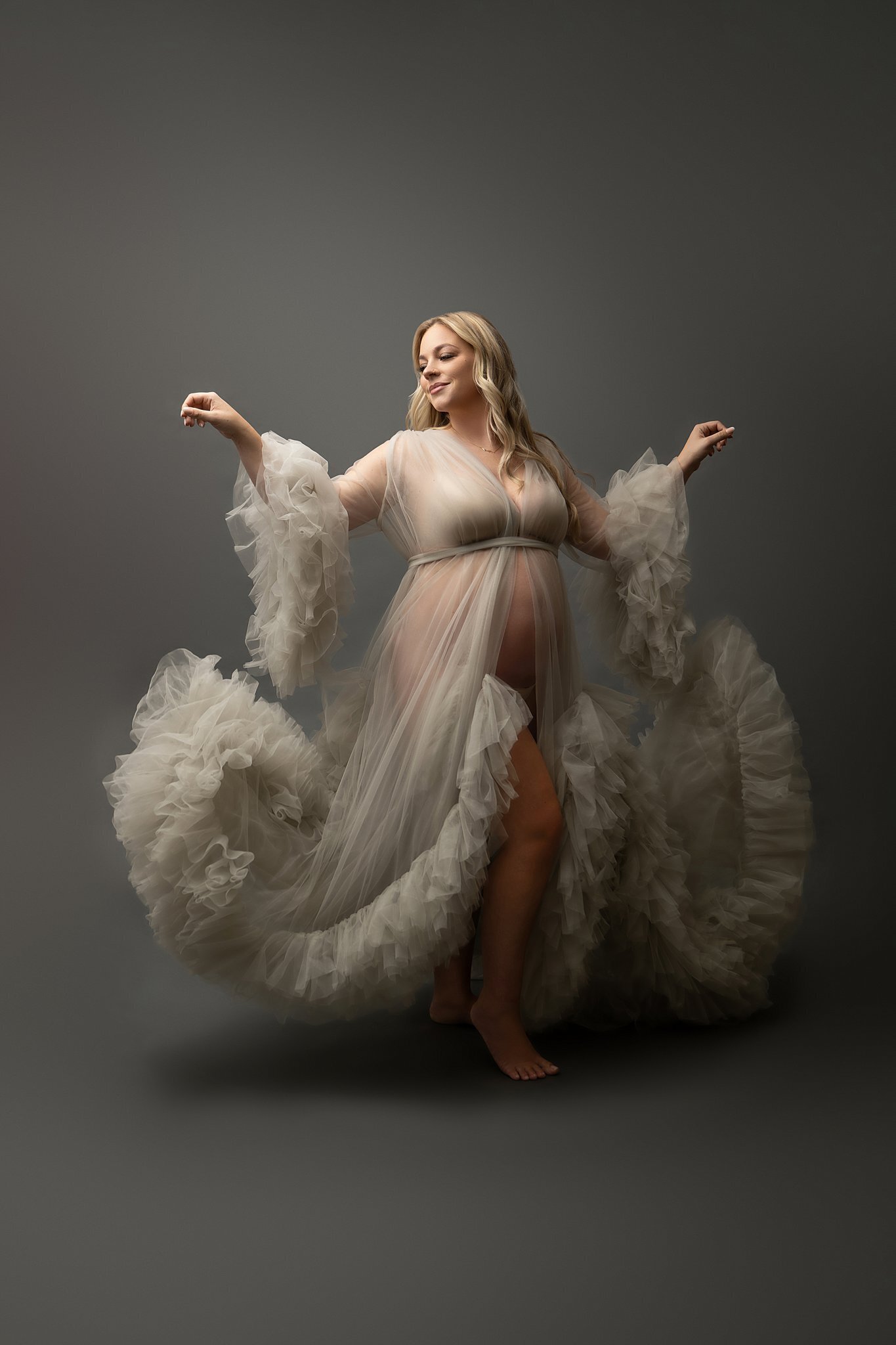 10_18_2024_MaddyMaternity-Studio-25_WEB