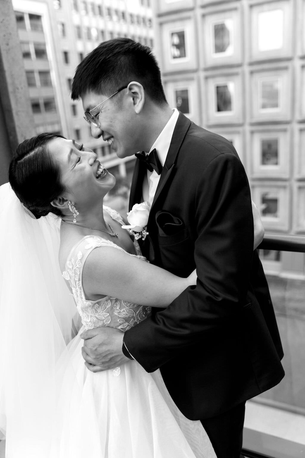Honeyrose Hotel Montreal Wedding | montreal editorial wedding photographer | luxury moment photography-0029