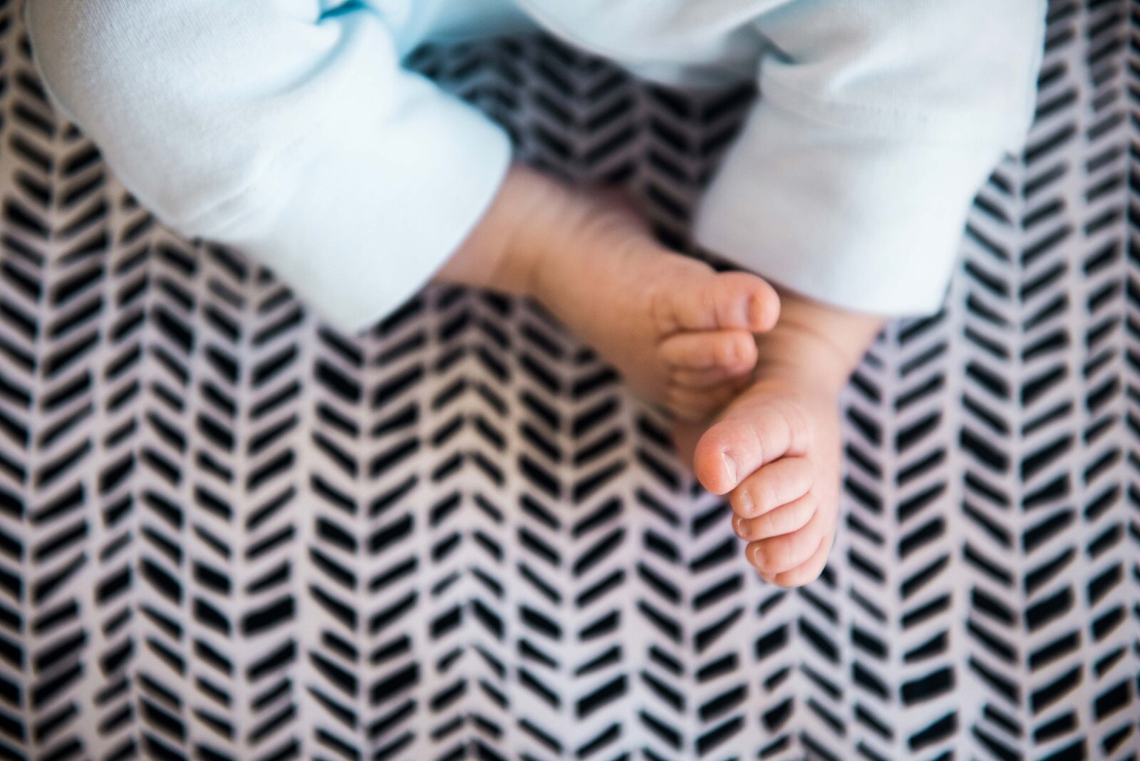 Newborn_Photography_Alexandria_Virginia_Minikin_Photography_2