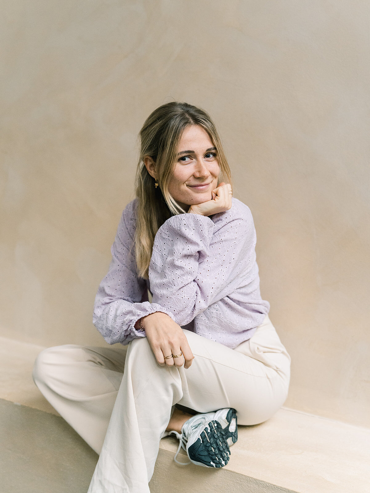 Mariska-Staal-Fotografie-brandingshoot-marit-hilarius-studio-noorderfabriek-amsterdam-10