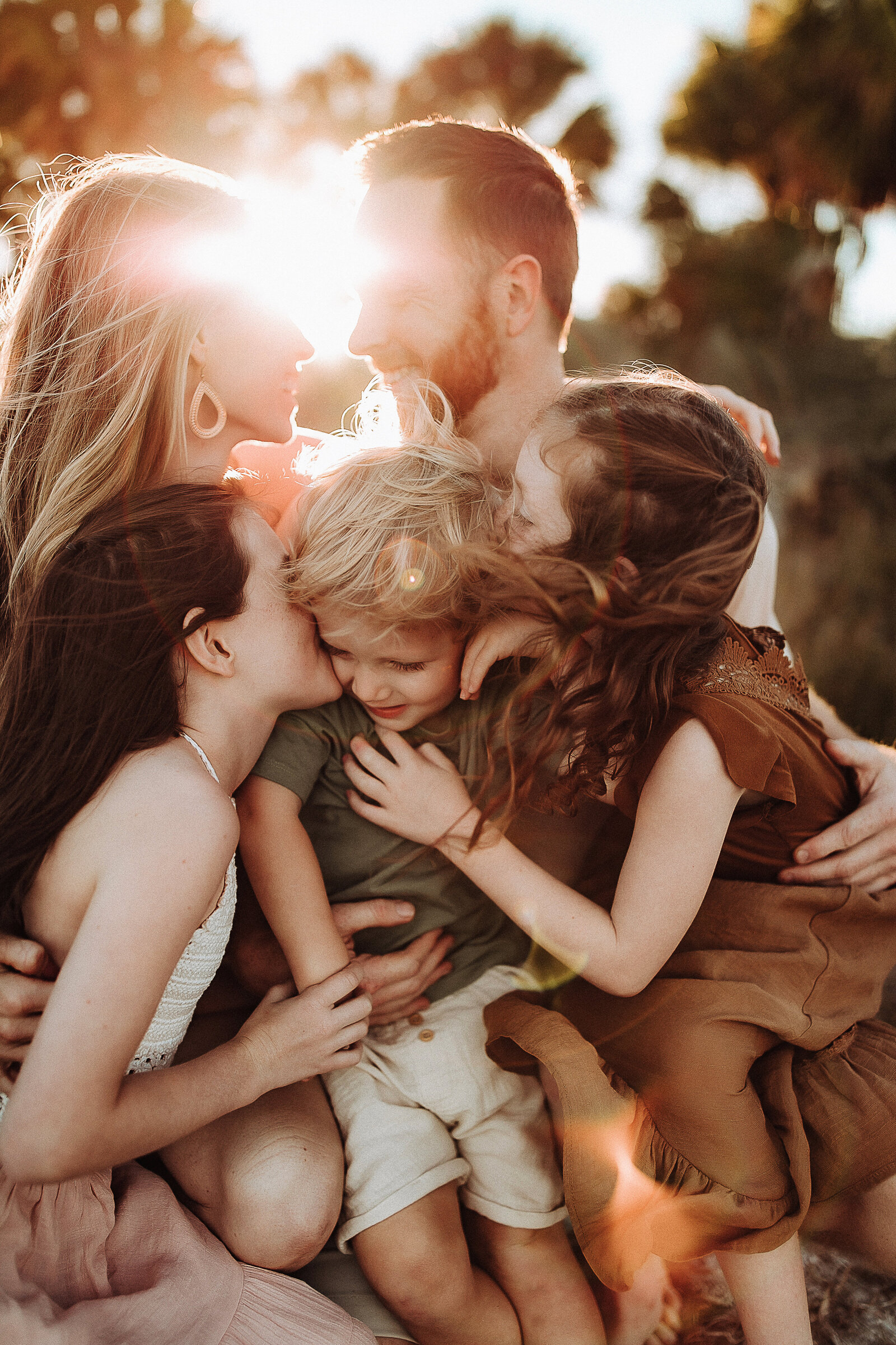 family-of-five-beach-session