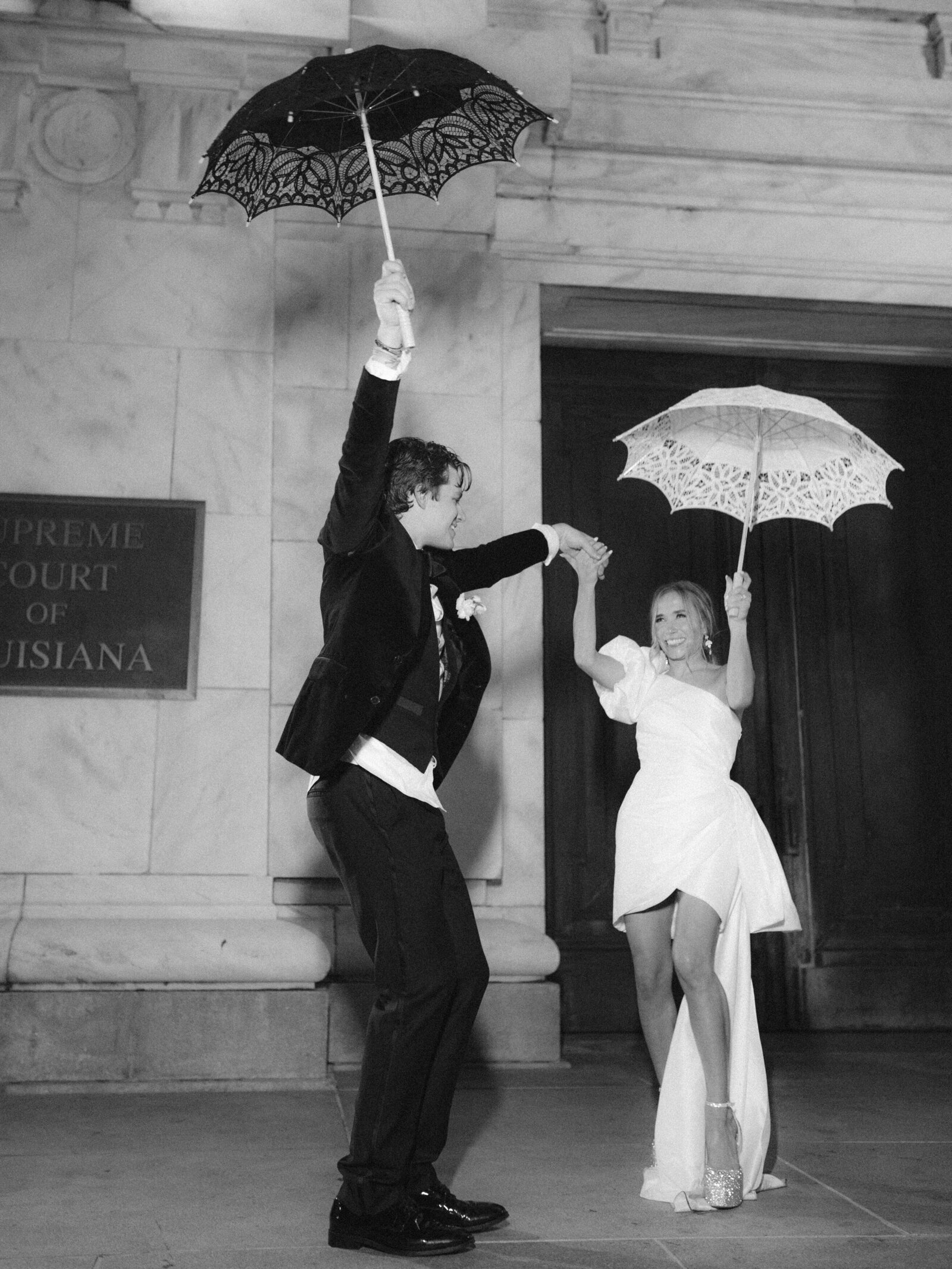 brennans-new-orleans-bride-groom