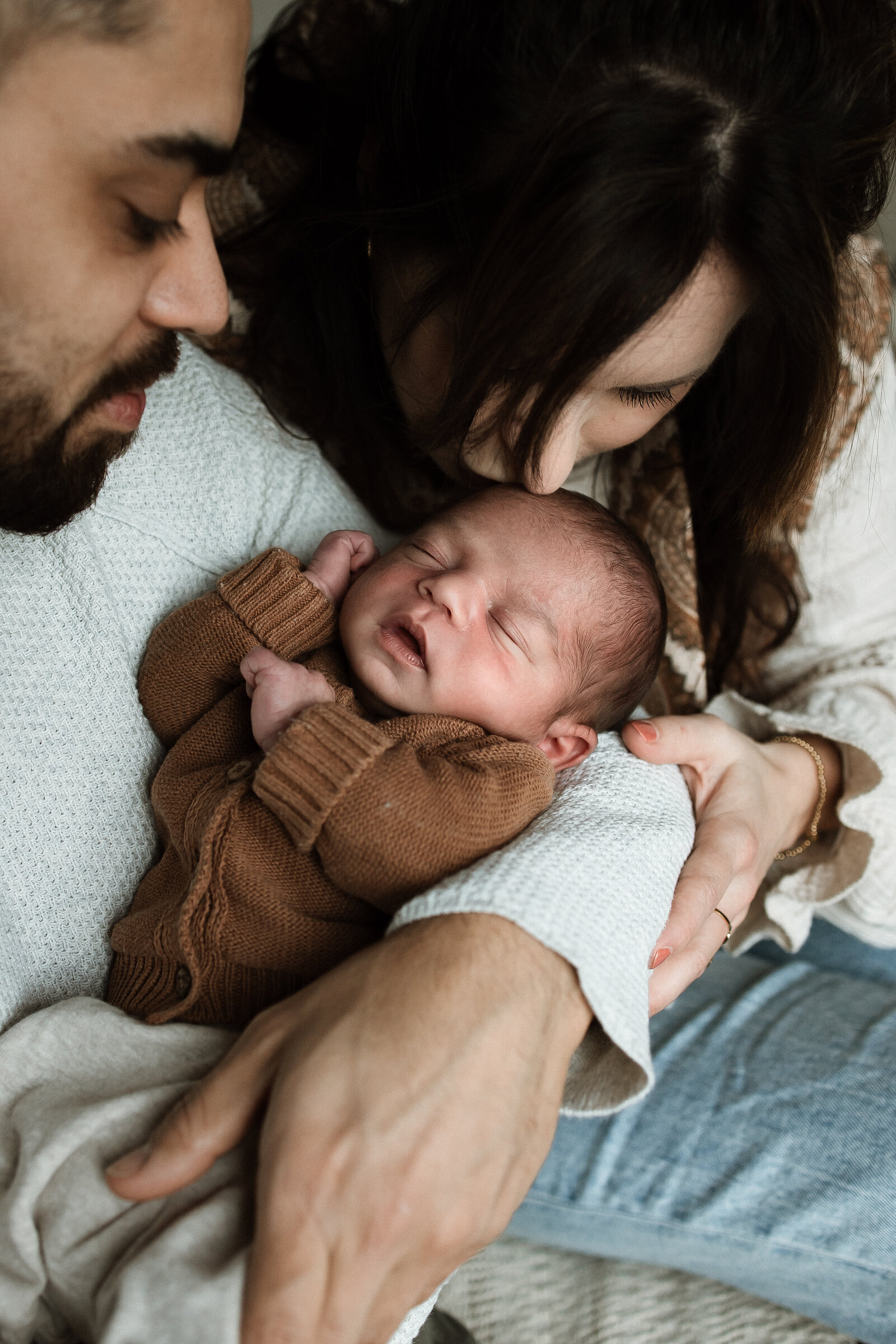 newbornshoot newborn fotoshoot newborn fotograaf fotoshoot baby wanneer een newbornshoot valkenswaard eindhoven la nouk fotografie
