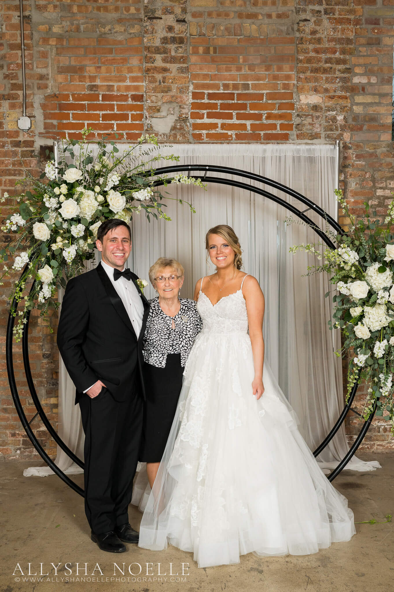 Wedding-at-The-Factory-on-Barclay-in-Milwaukee-0617