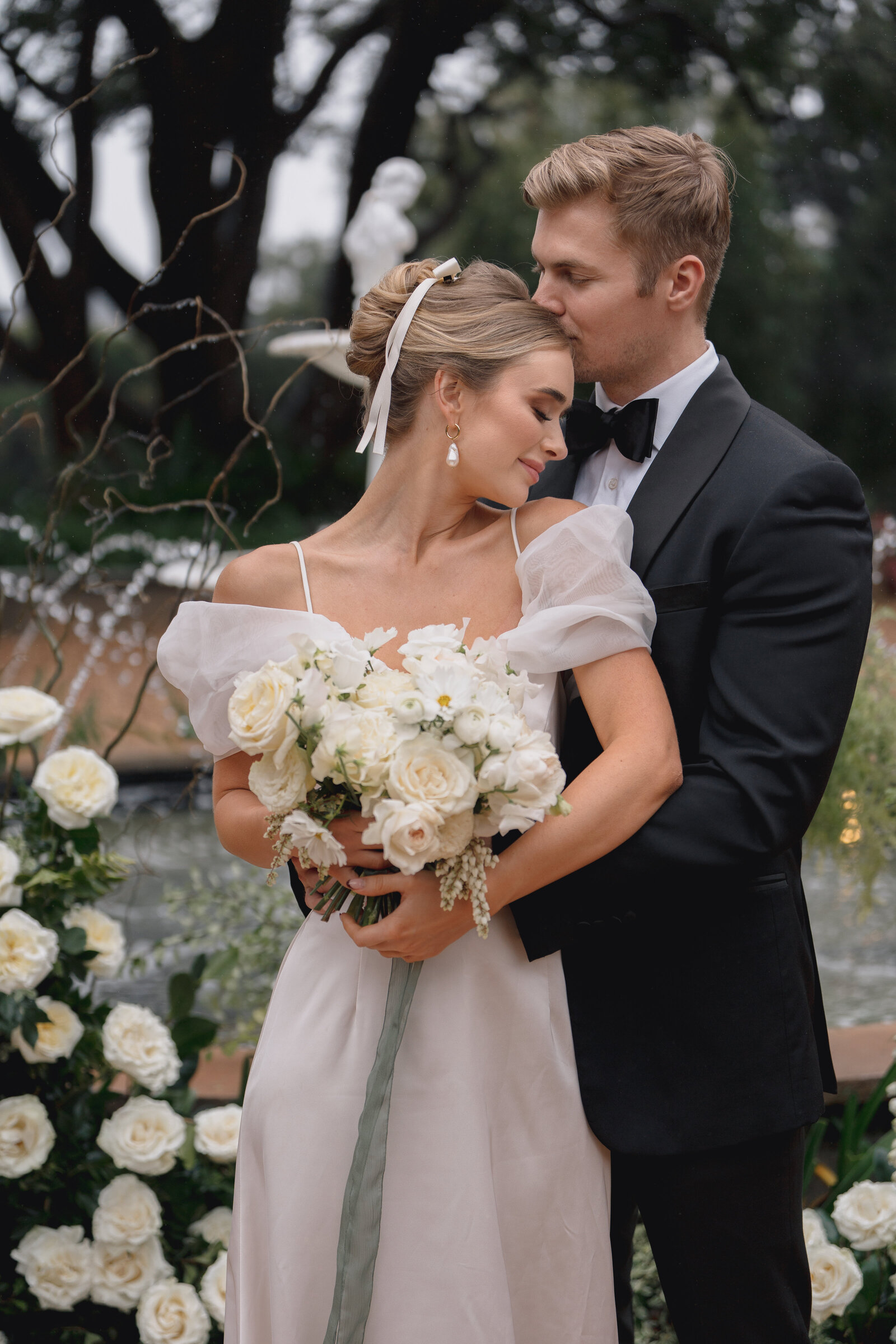 Bride and Groom Intimate Portrait Gabbinbar Homestead