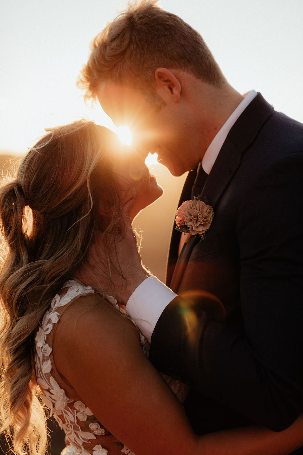 Picture-perfect adventure elopement in Utah’s hidden gems