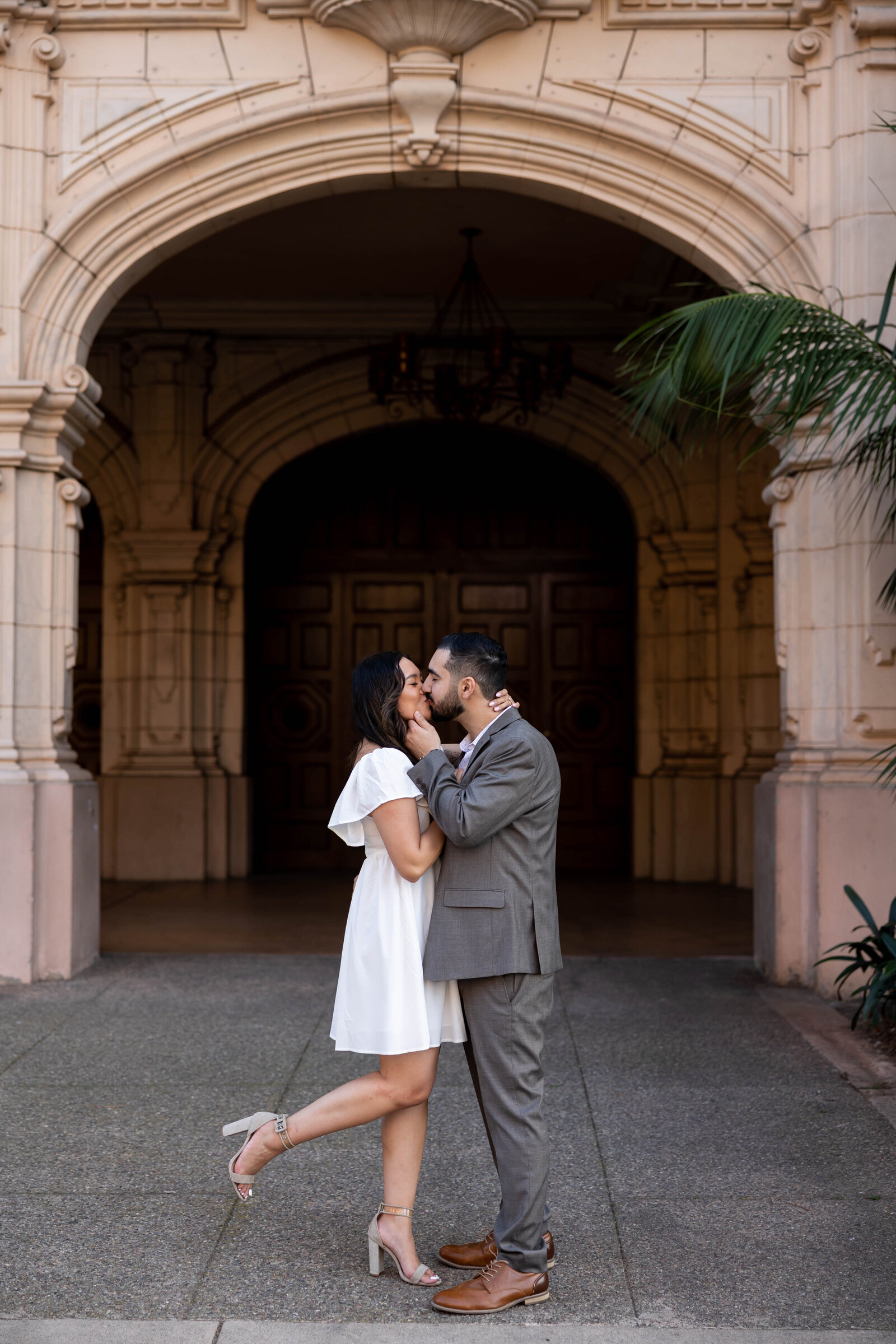 Larraeeliasengaged2023-Lomonicophotography-140
