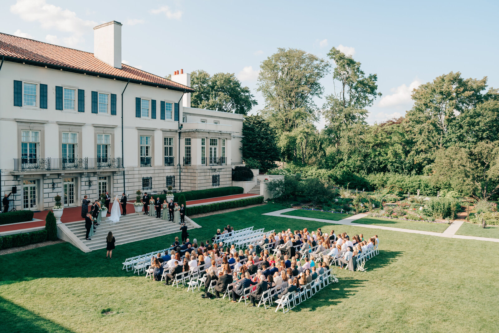 DETROIT-WEDDING-PHOTOGRAPHER-CAPTURED-BY-KELSEY-WAR-MEMORIAL-WEB-9