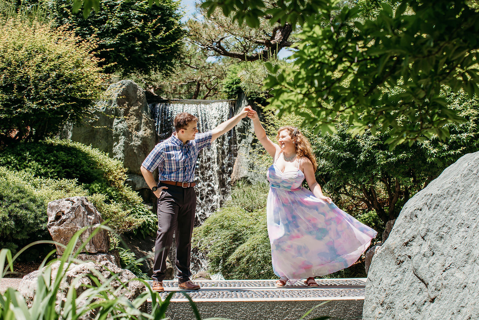 Missouri-Botanical-Gardens-Engagement-Photography-98