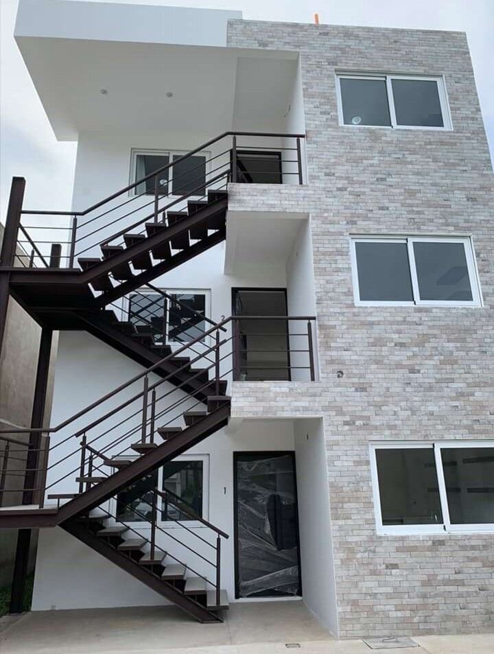 _ (4)