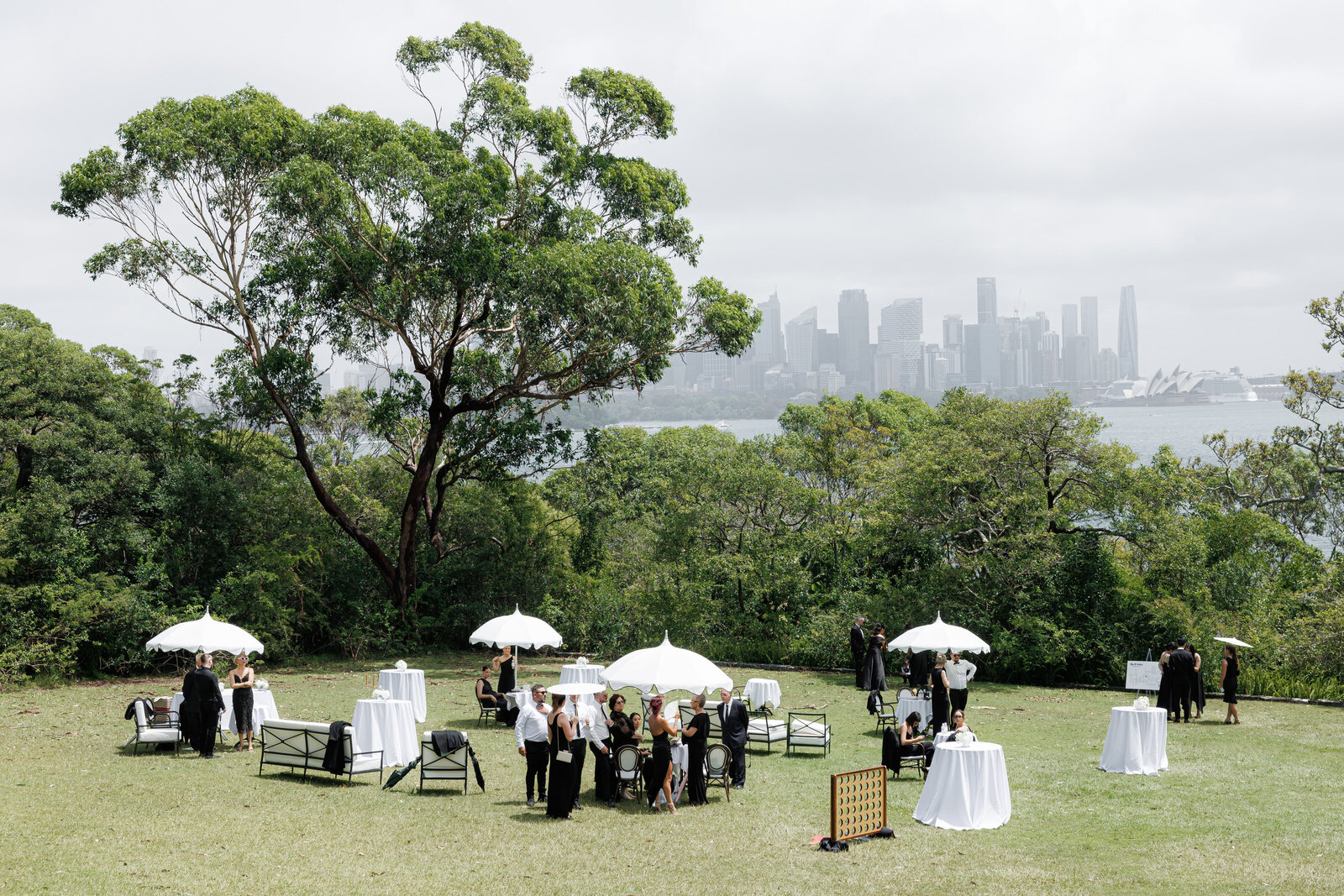 MNW SaltAtelier_SydneyWeddingPhotographer_12Micron_MadeleineNicholas_30