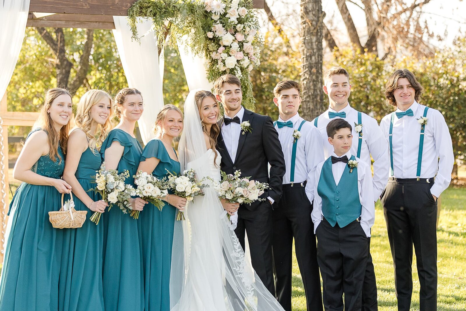 Phoenix-Wedding-Photographer-and-Videographer-Venue-at-the-Grove-WoodWed-1447