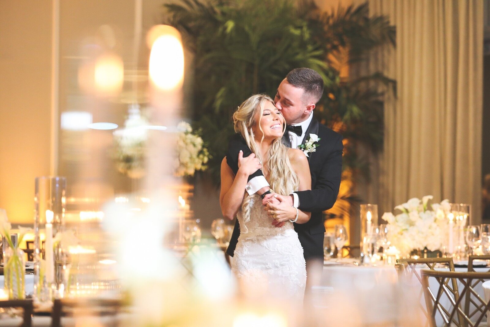 bride-groom-pelican-club-wedding-reception-1