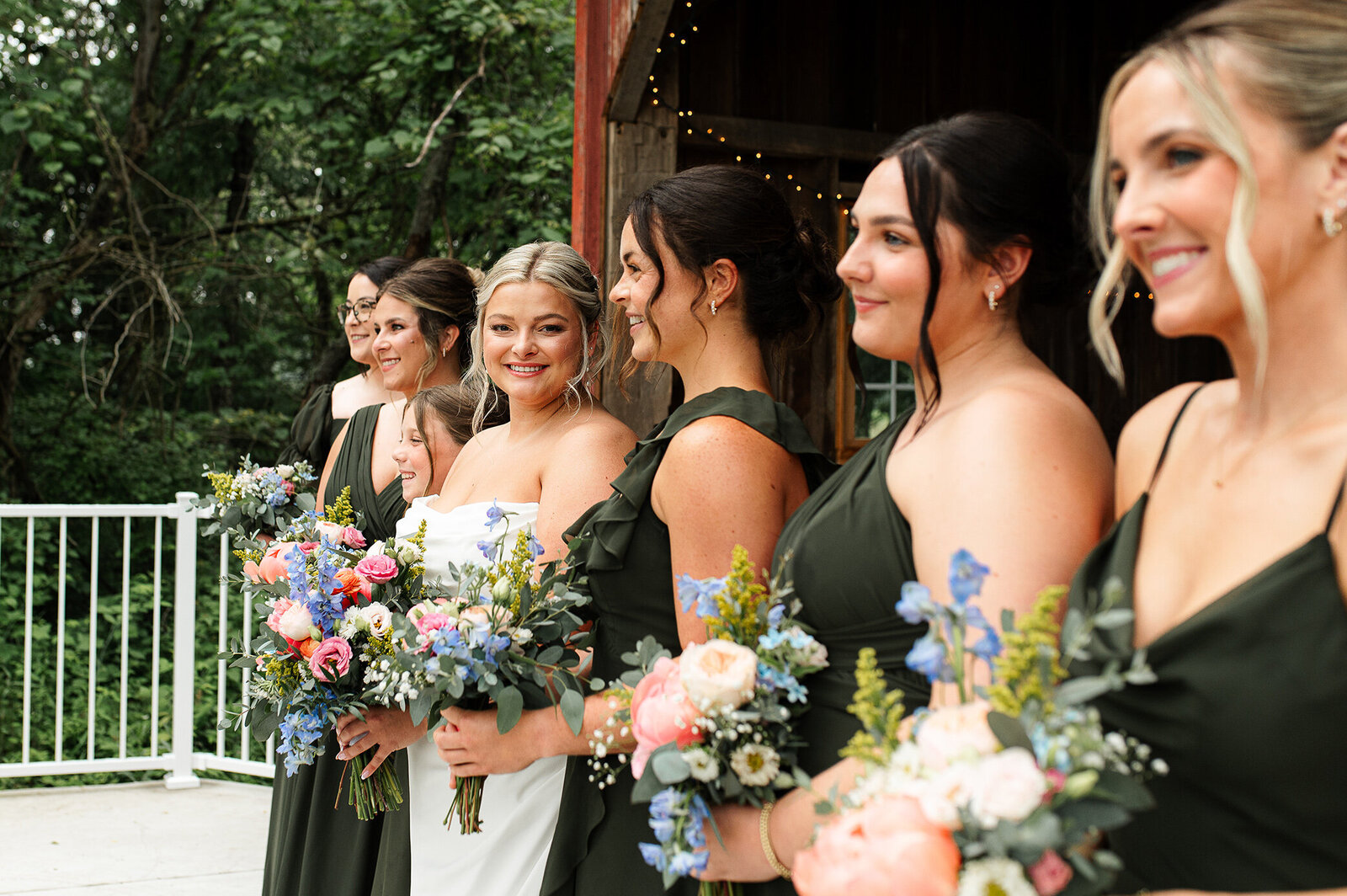 bride-bridesmaids