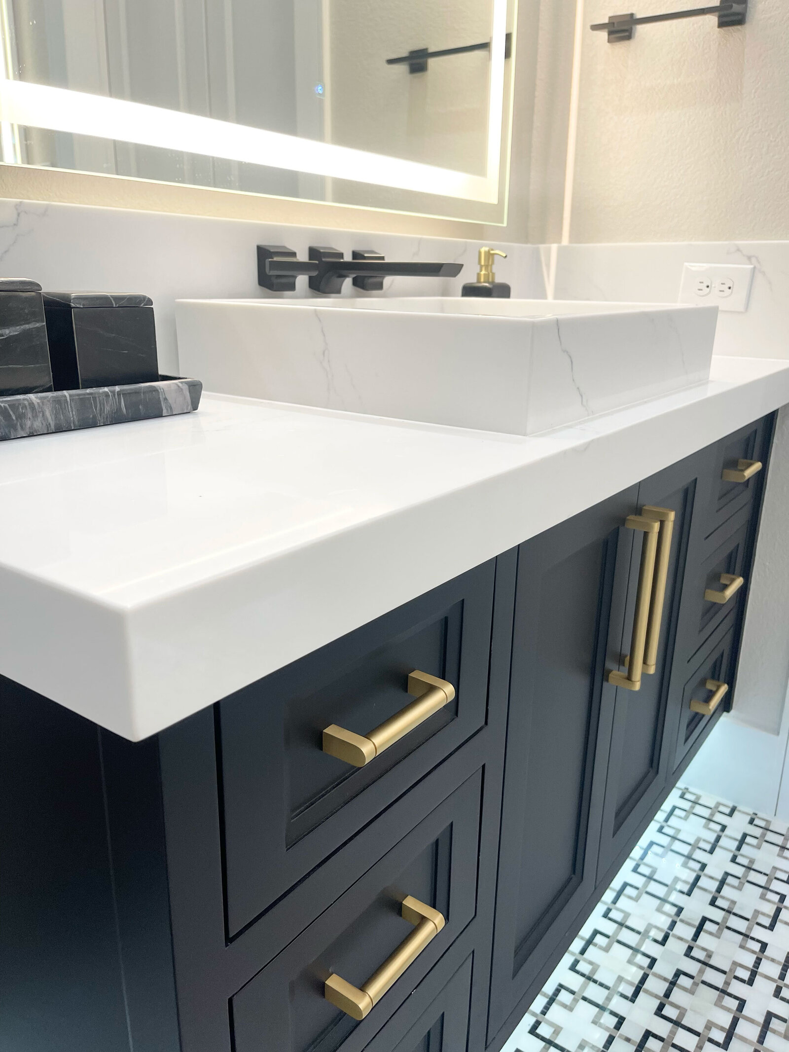 Home renovation specialists showcasing a close-up of blue kitchen furniture, highlighting the stylish design and modern finish that adds vibrancy and sophistication to the kitchen space.