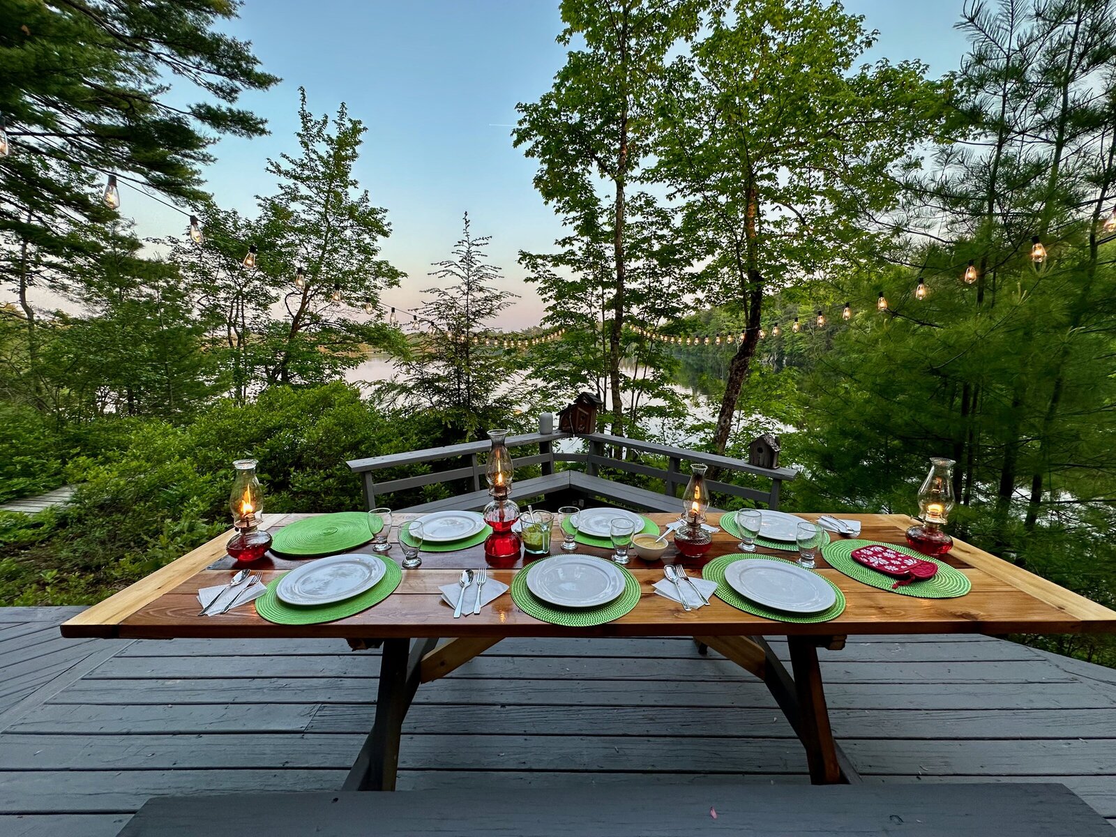 dinner table 4 golfersIMG_6357