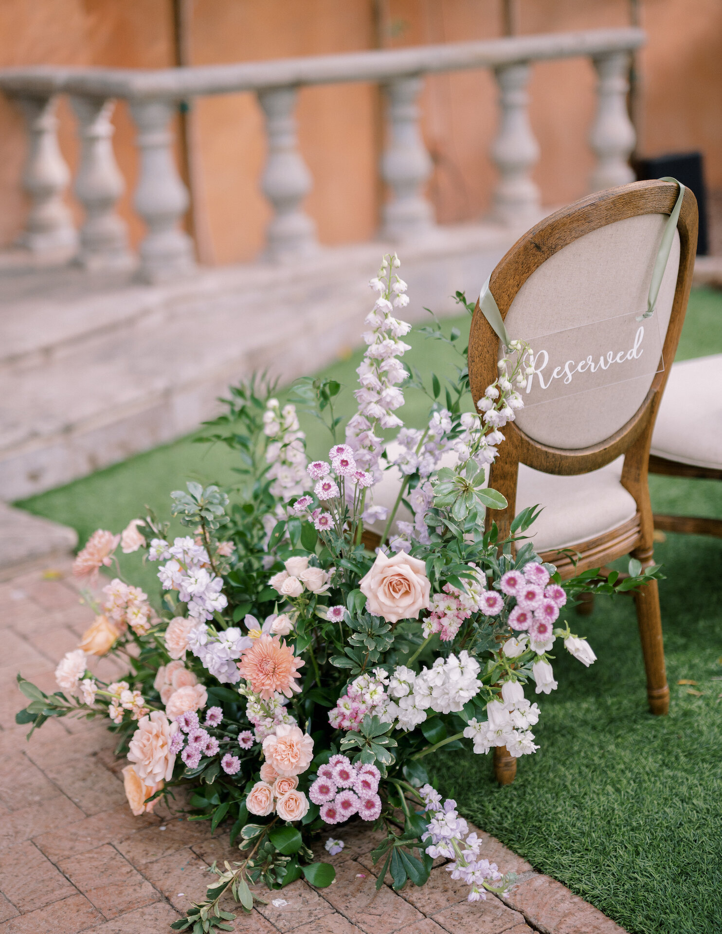 aisle-ground-floral-design-wedding-florist