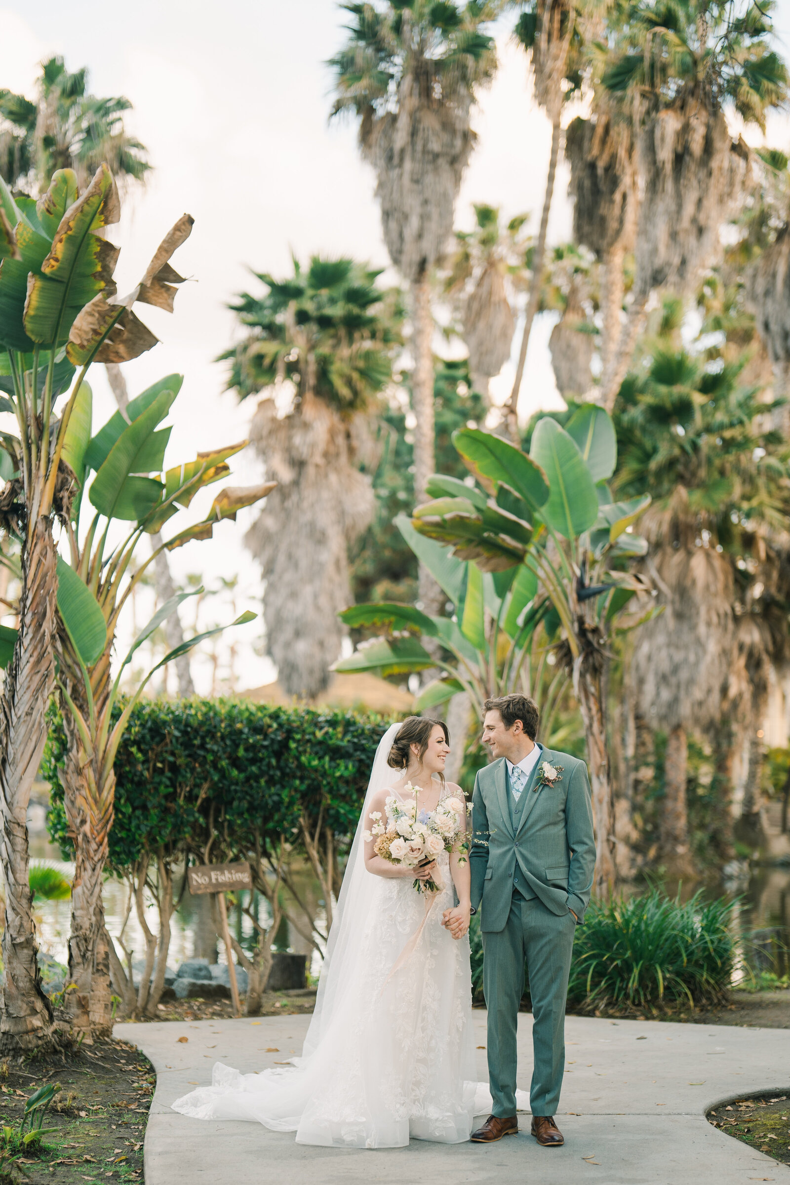 imanleeevents-paradisepointwedding-sandiegoweddingplannerBride&Groom(100)