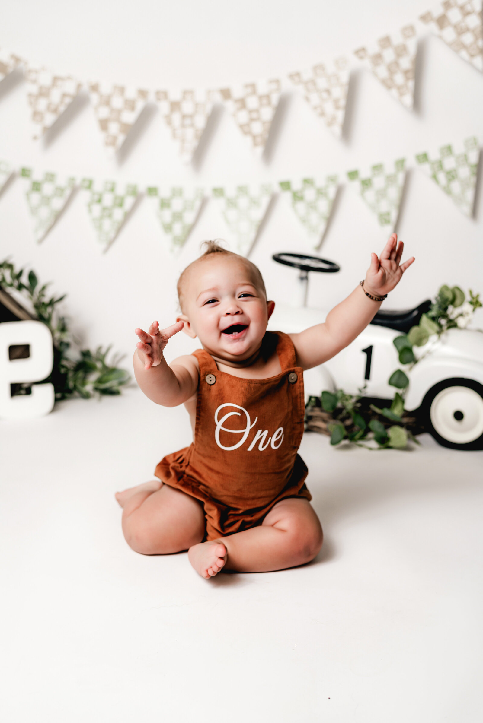 Utah county cake smash one year photographer race car boho theme