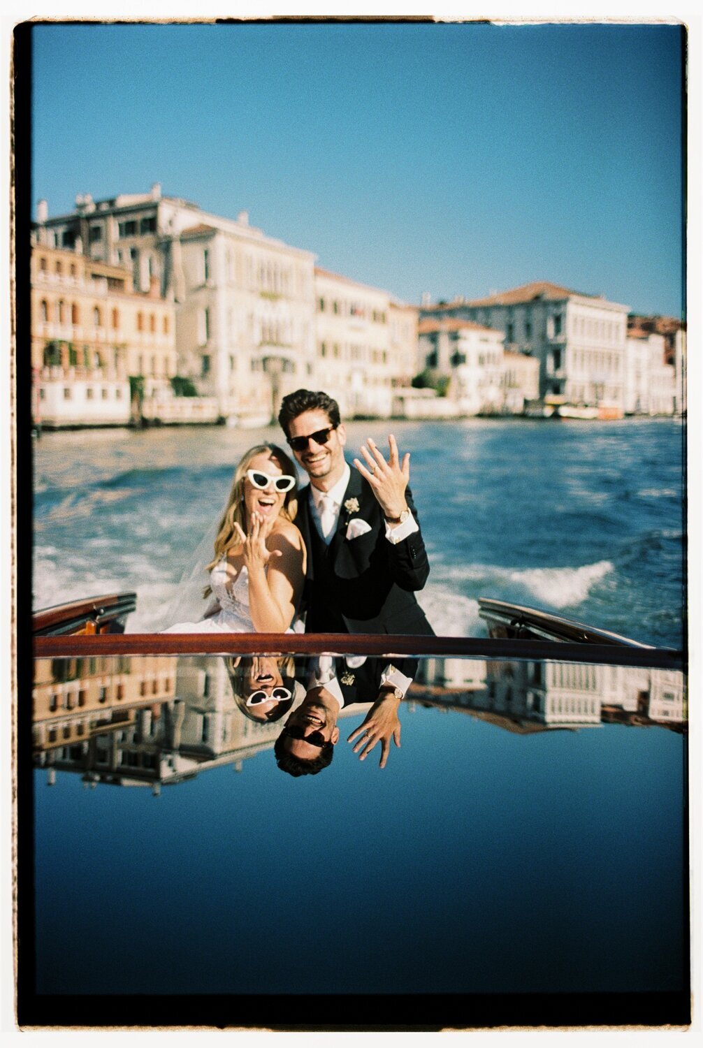 venice-elopement-photographer-editorial-film-35mm-wedding-fashion_0158