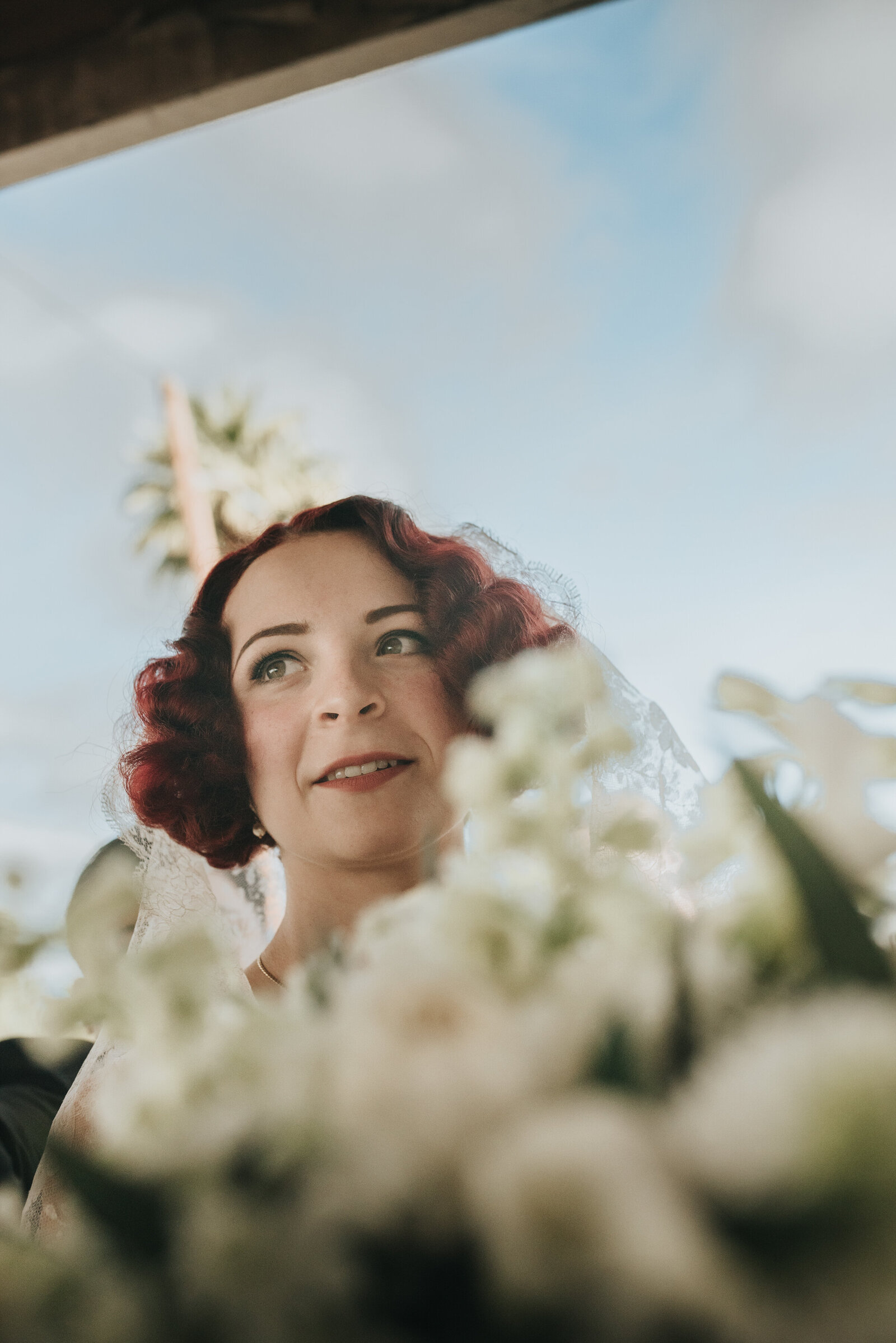ceremony-Arizona-Wedding-Photographer-Iowa_wedding_photographer-Bakyard-wedding-vintage-bride-Alaynna-Ann_Schwartz-Playlife-121