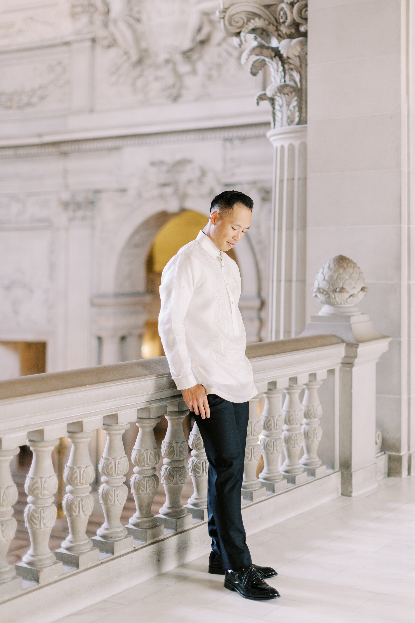 sf-city-hall-elopement-groom