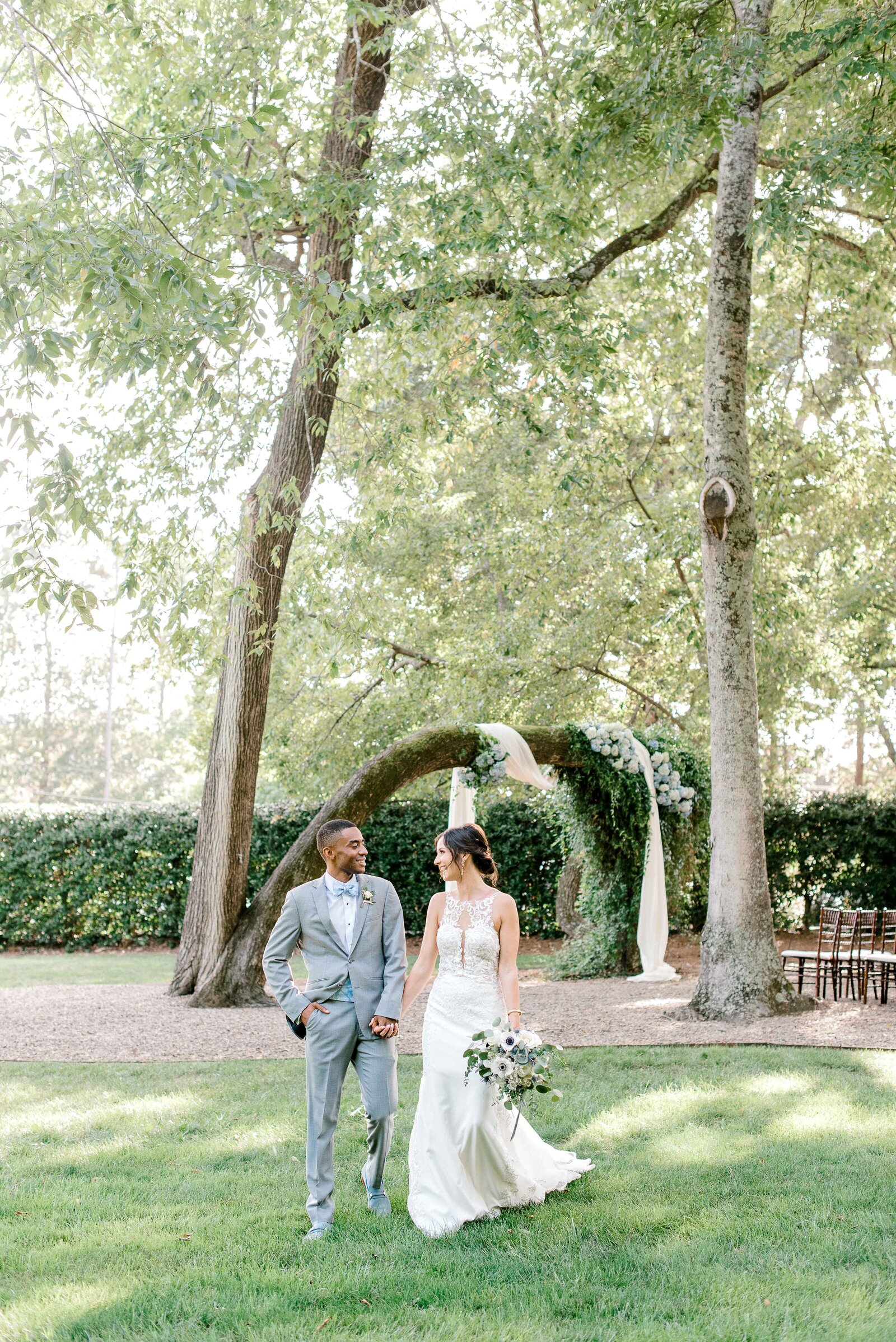 Charlotte-Wedding-Photographer-North-Carolina-Bright-and-Airy-Alyssa-Frost-Photography-Whitehead-Manor-9