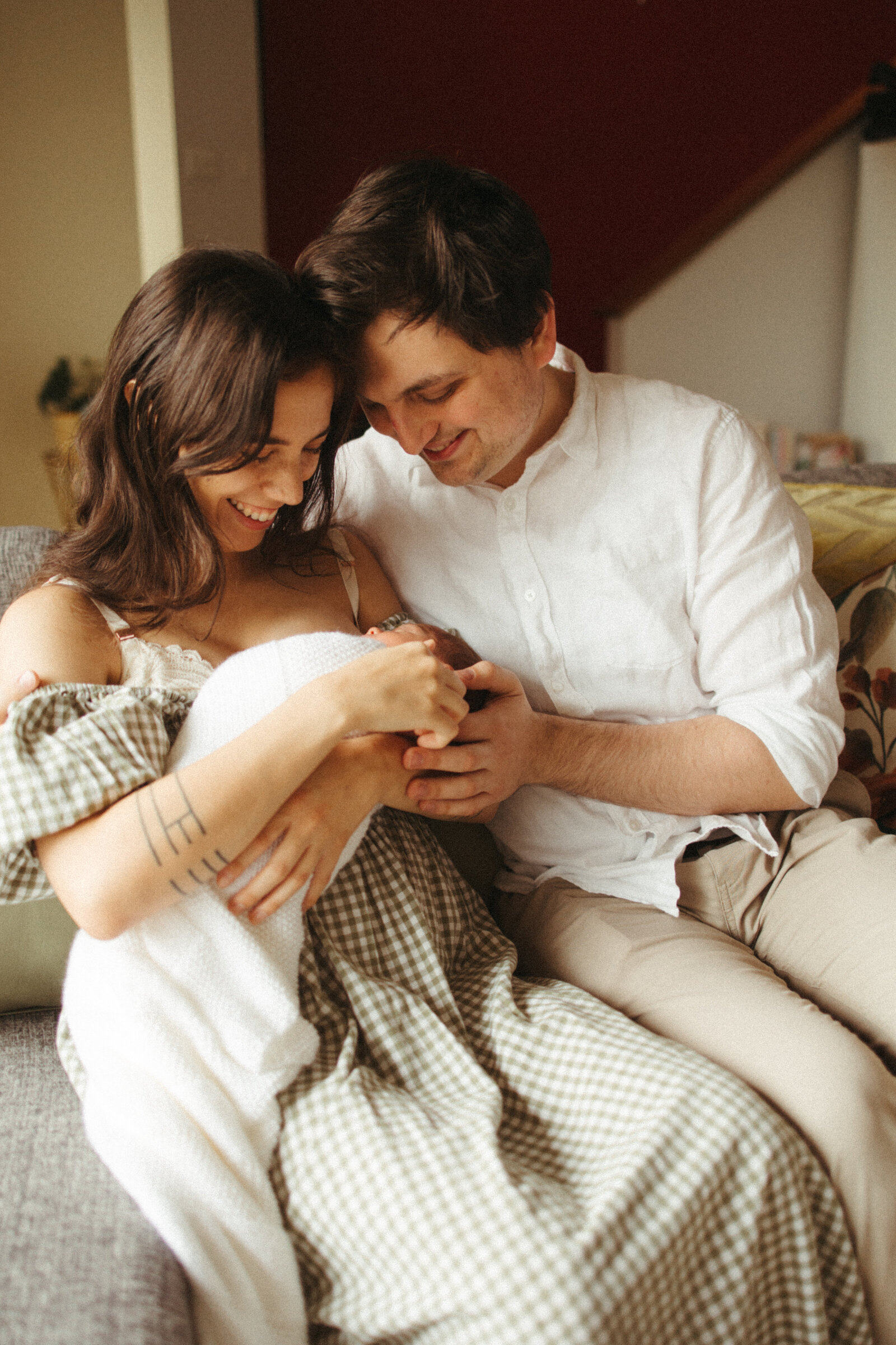 liv-rollings-canberra-newborn-family-photographer (2)