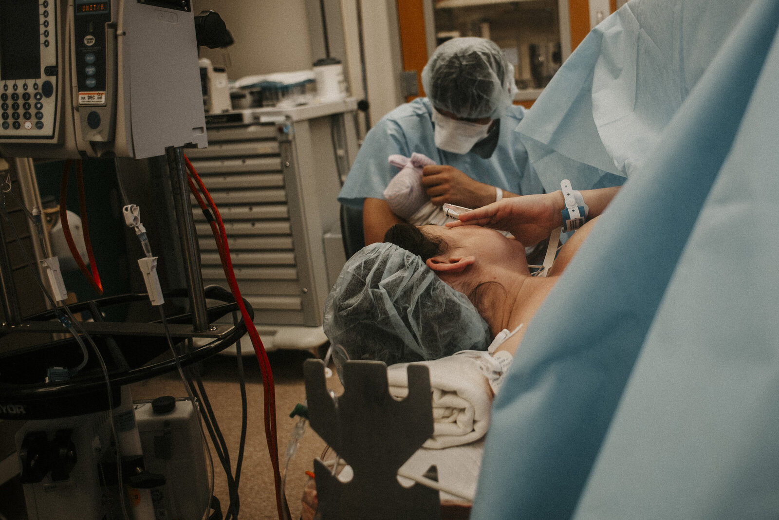 ocala-csection-birth-photographer (19)