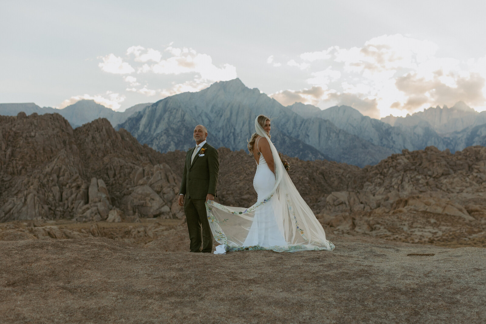 Sierra Nevada Wedding Photographer Photographs couples portraits in Lone Pine in the Sierra Nevadas