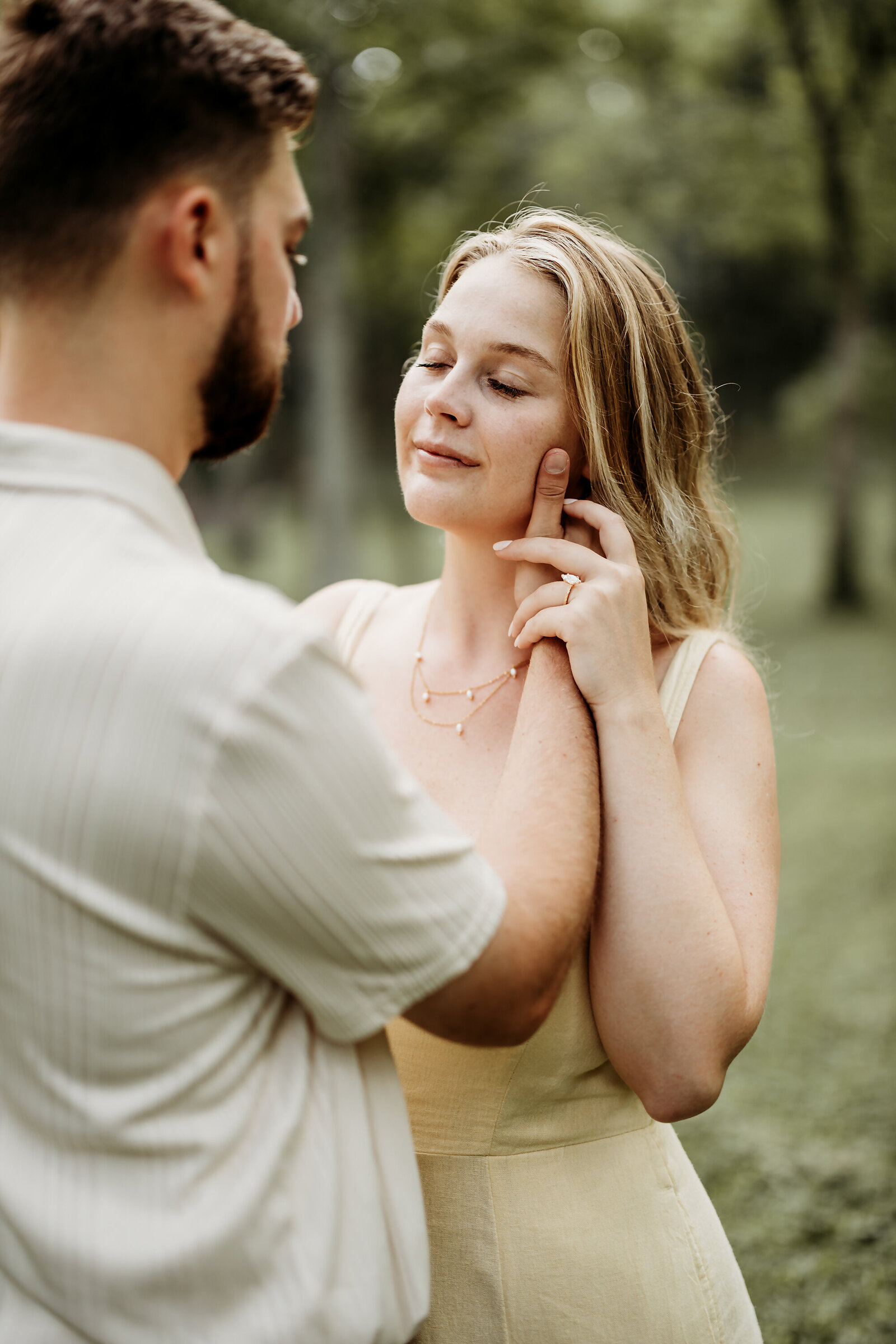 9407-Caleb-Maddie-Engagement-Indianapolis-8x10