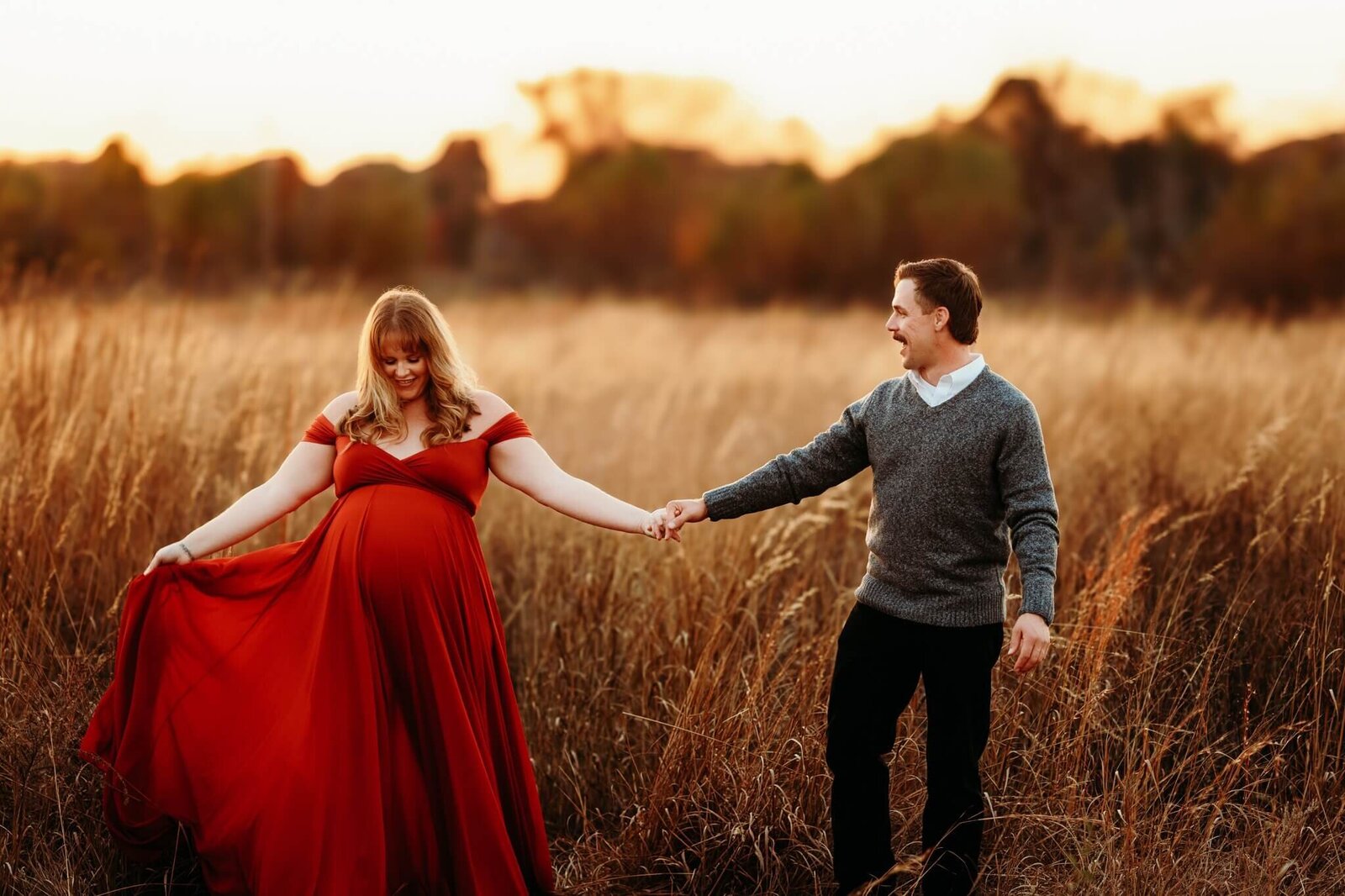NW Arkansas maternity photographer, maternity photography near me, maternity portraits NW Arkansas, pregnancy photoshoot near me