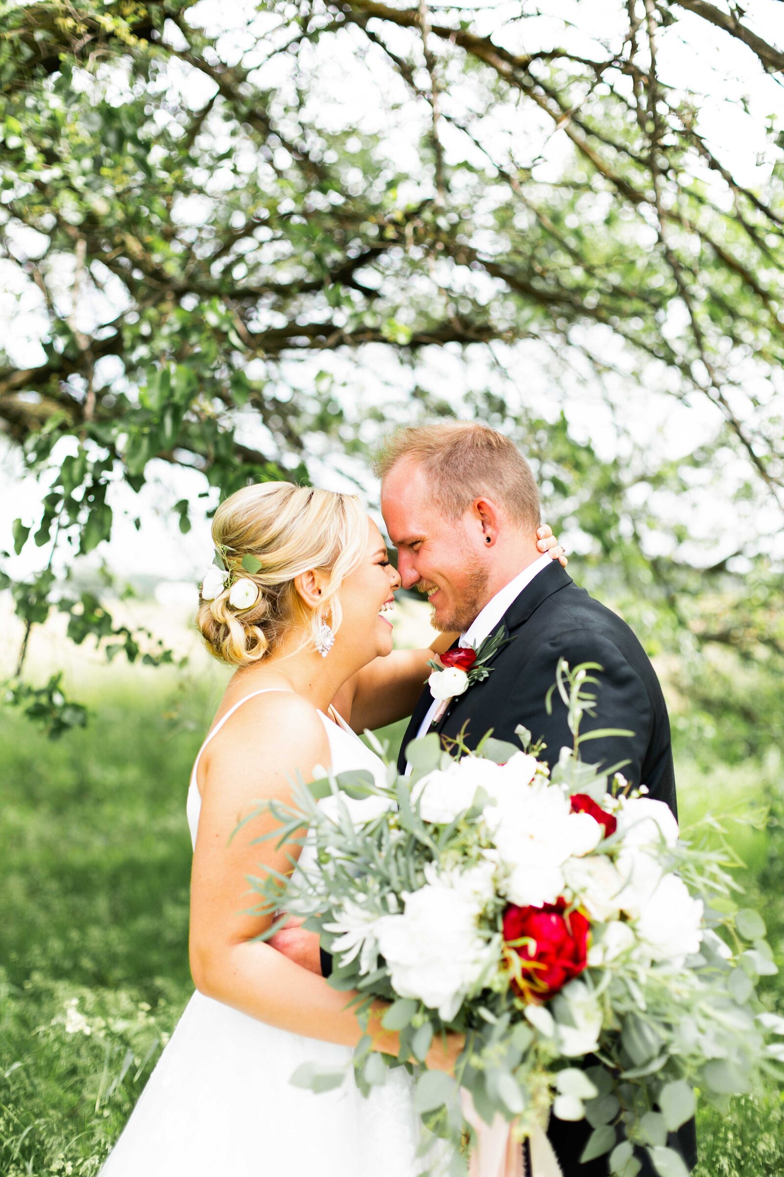 Zach & Kendall-Abigail Edmons-Fort Wayne Indiana Wedding Photographer-45