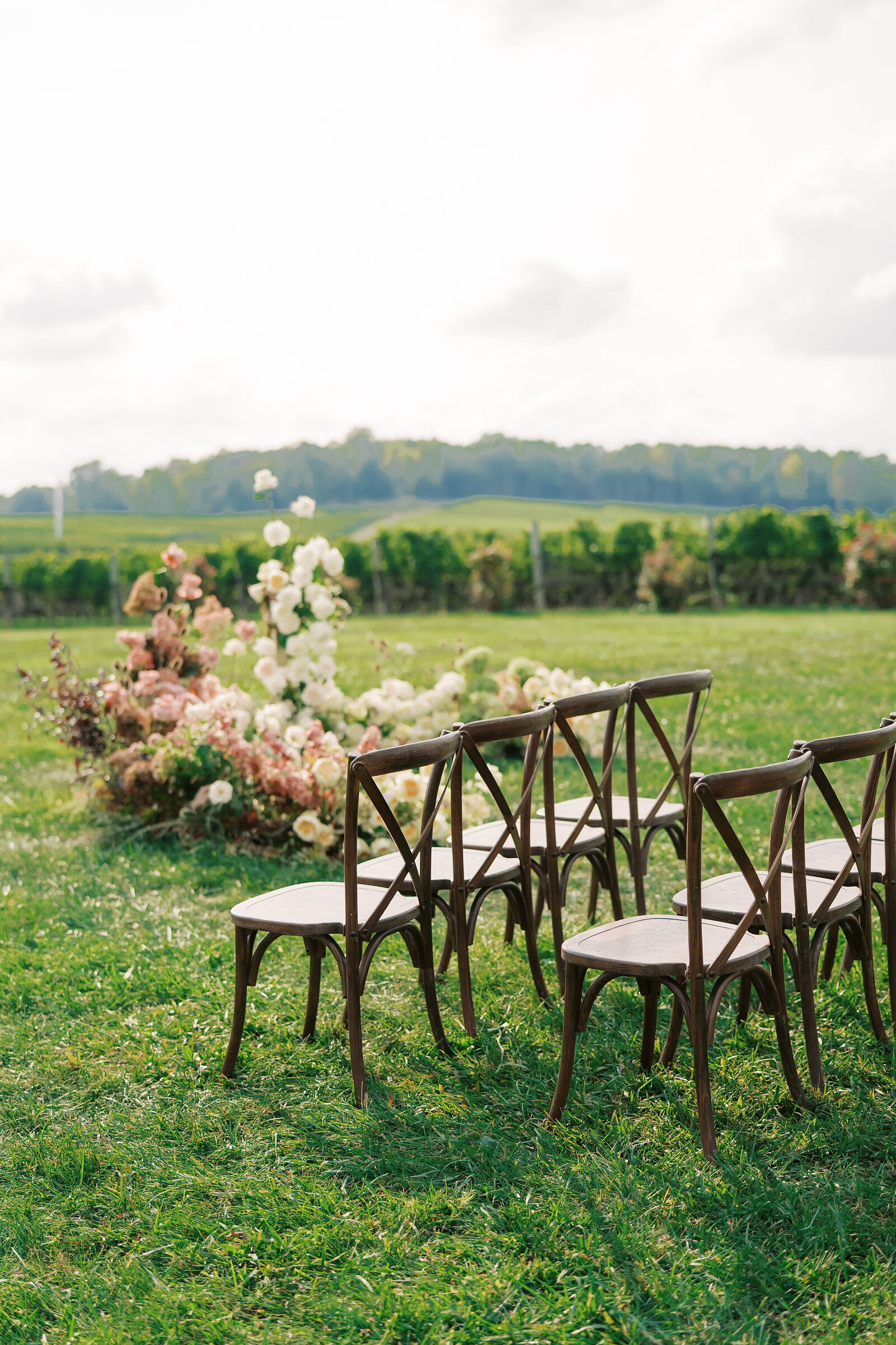 Ceremony_AVWedding_MaddyWilliamsPhotography-10
