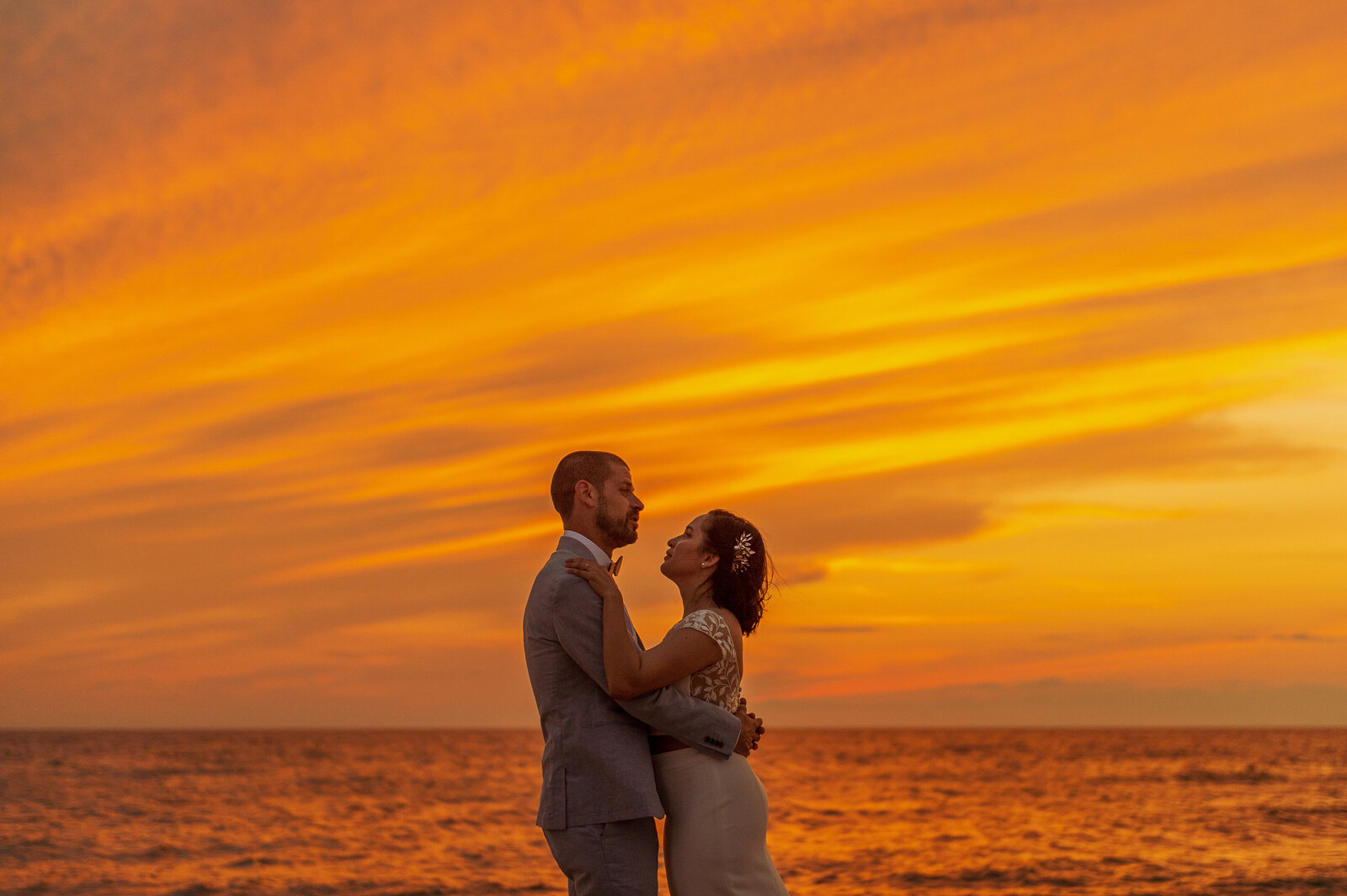 love-is-nord-quebec-photographe-mariage-intime-elopement-wedding-iles-de-la-madeleine-0007