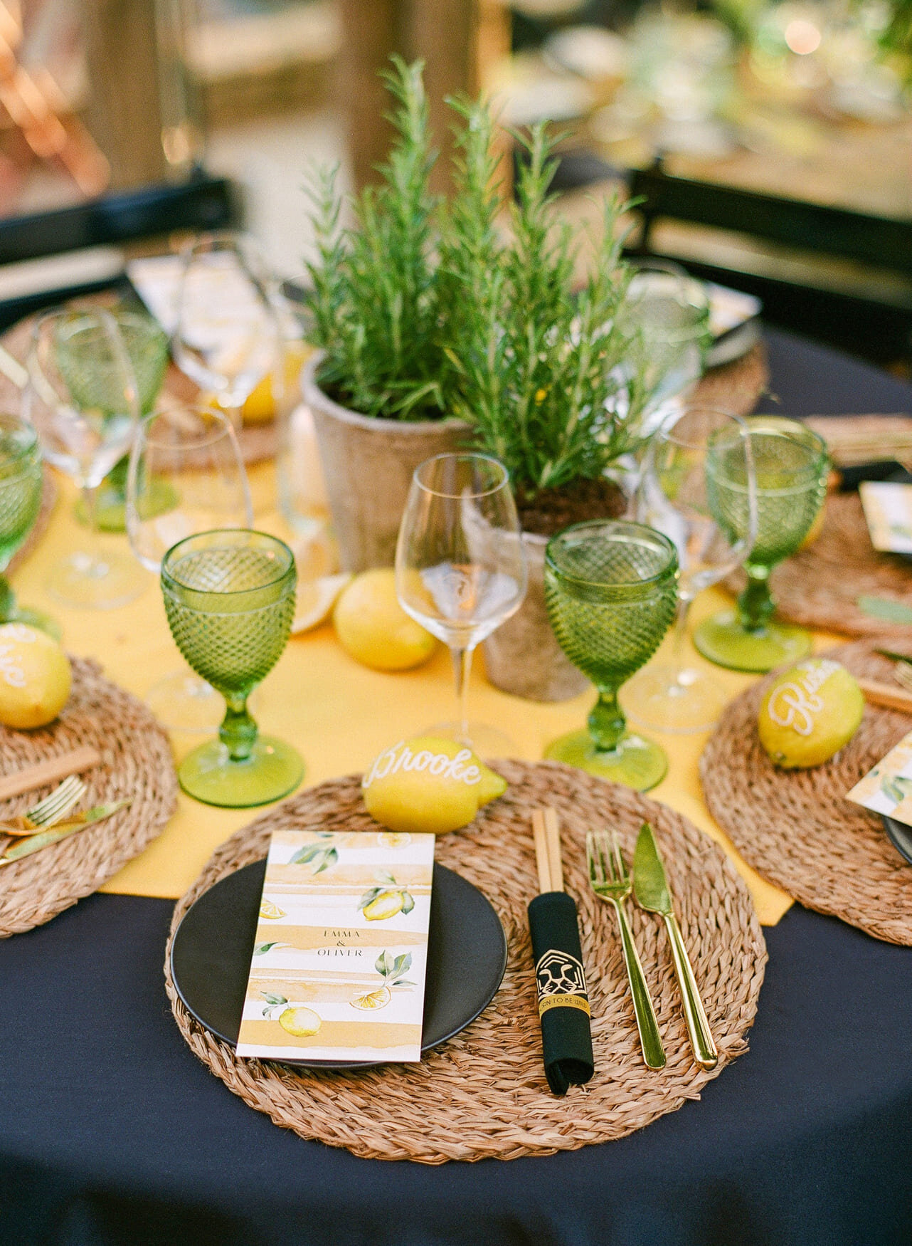tailor-made-and-high-end-welcome-party-wedding-decoration